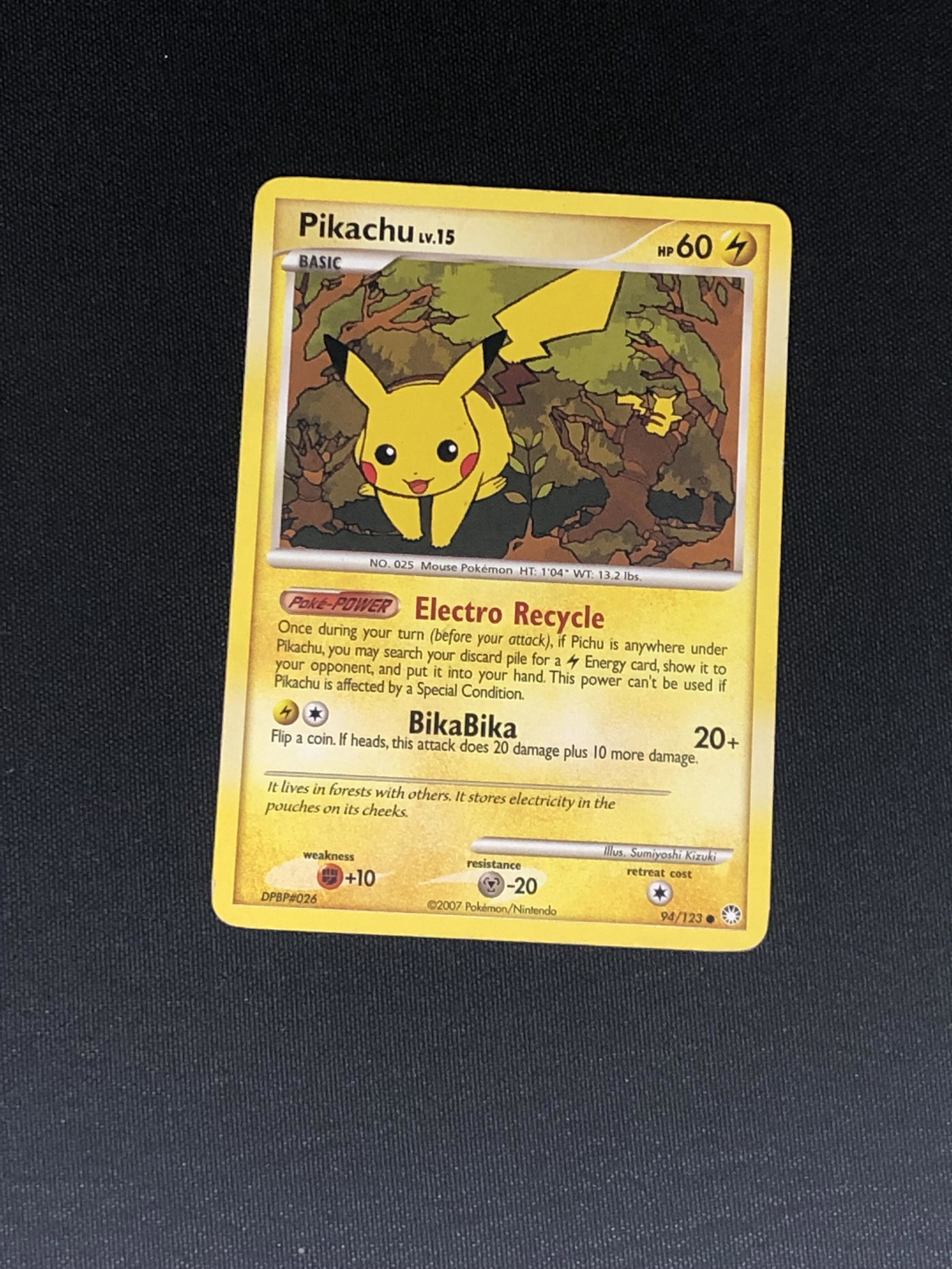 Pikachu Pokemon Card Single- in moderately played condition (1 of 1)