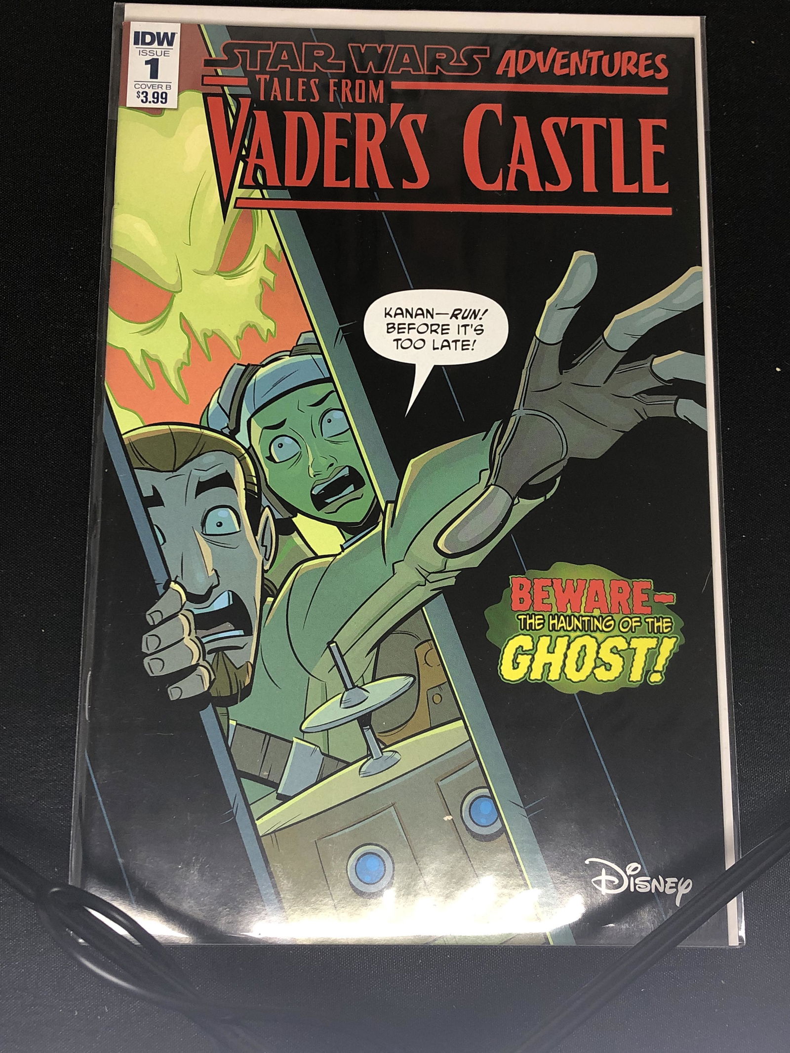 Starwars Issue No. 1 Comic Book (1 of 1)