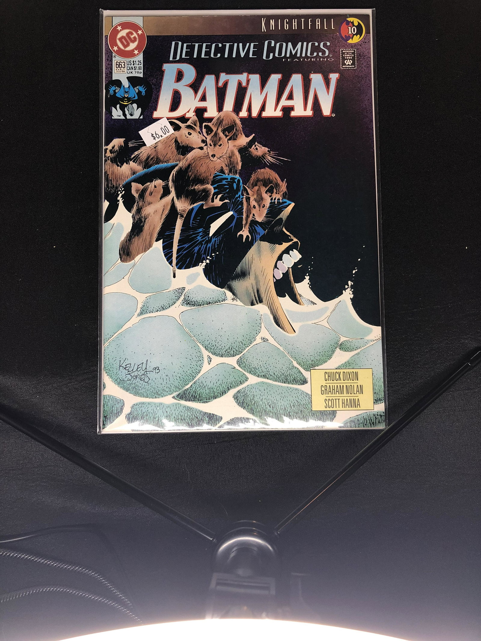 DC Batman Comic Book: DC Batman Comic Book