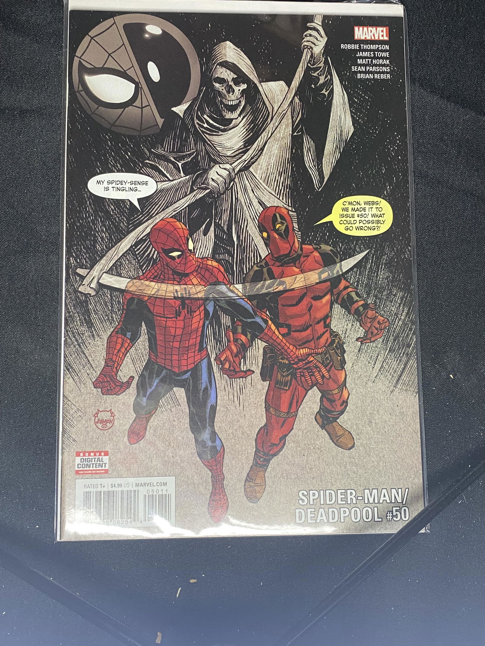 Marvel Spiderman/ Deadpool Comic Book (1 of 1)