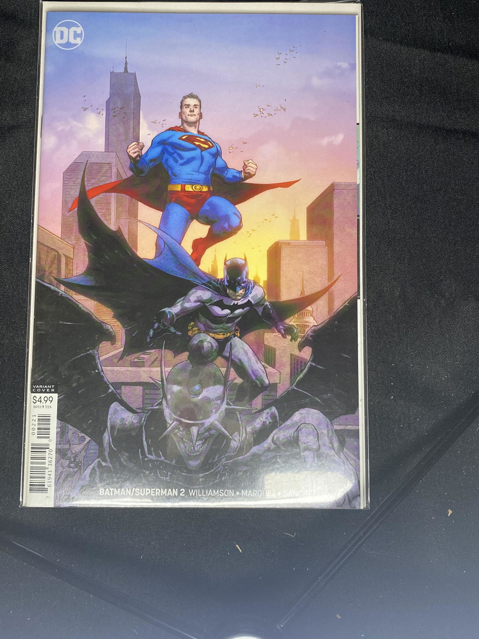 DC Variant Cover Comic Book (1 of 1)