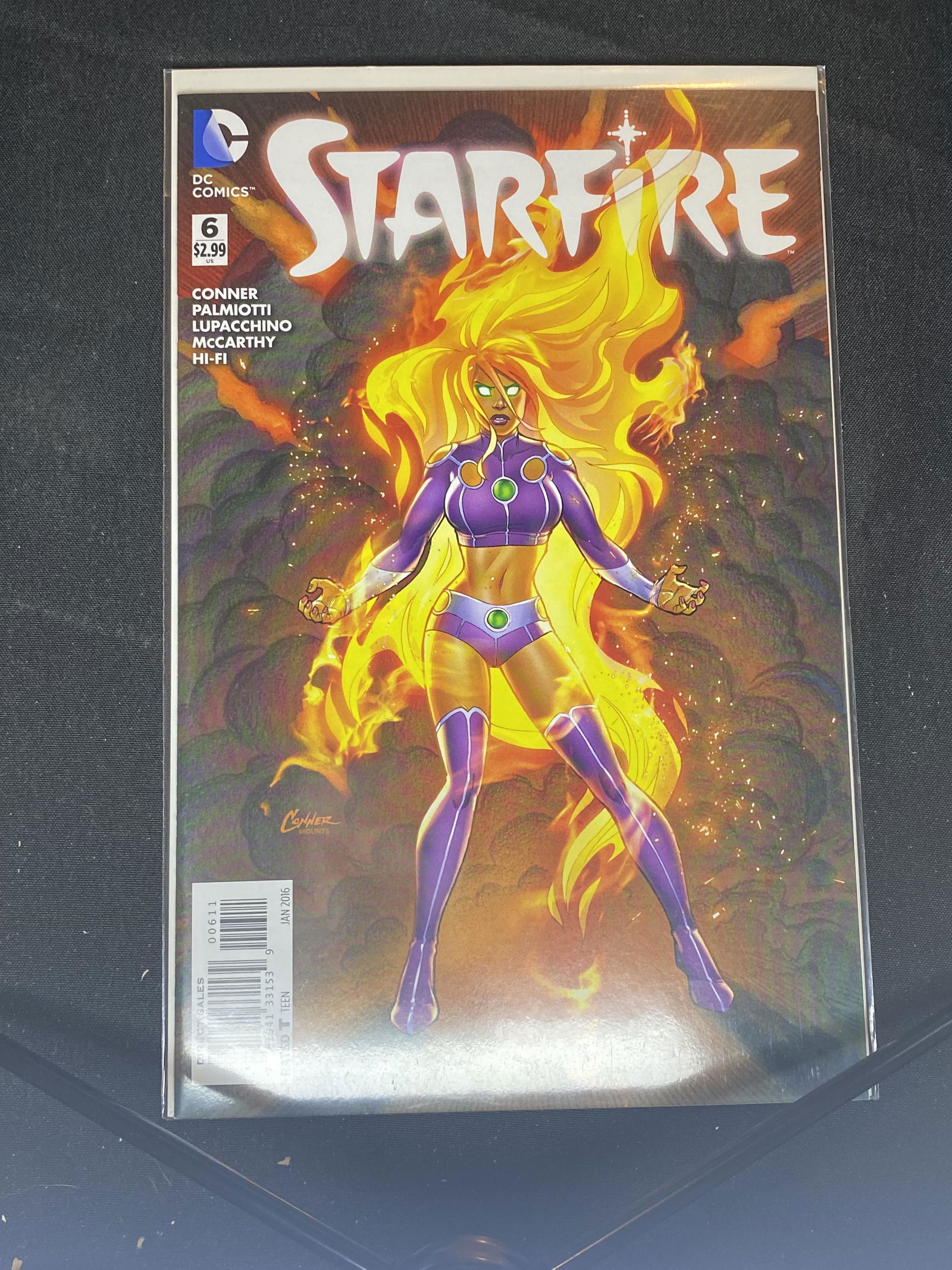 DC Starfire Comic Book (1 of 1)