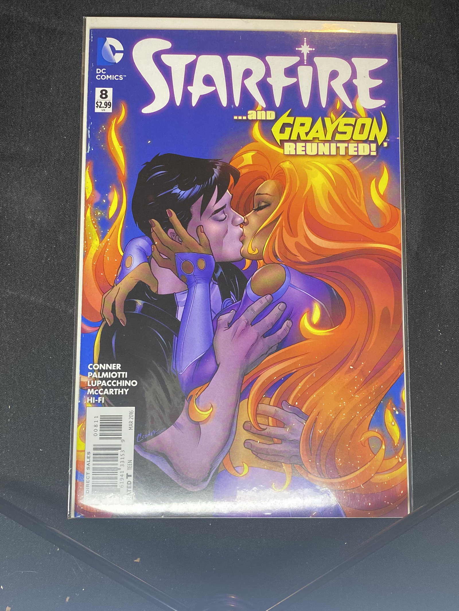 DC Starfire Comic Book (1 of 1)