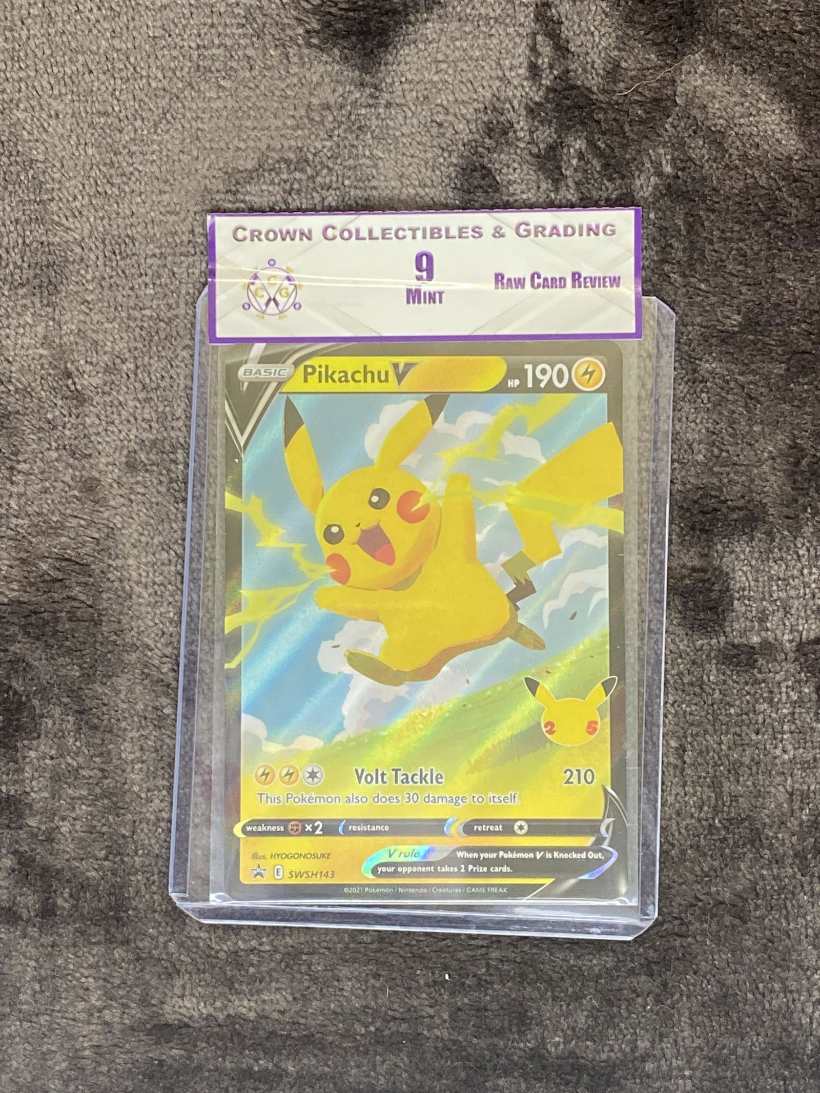 RCR Pikachu V CC&G 9 Pokemon Card (1 of 1)