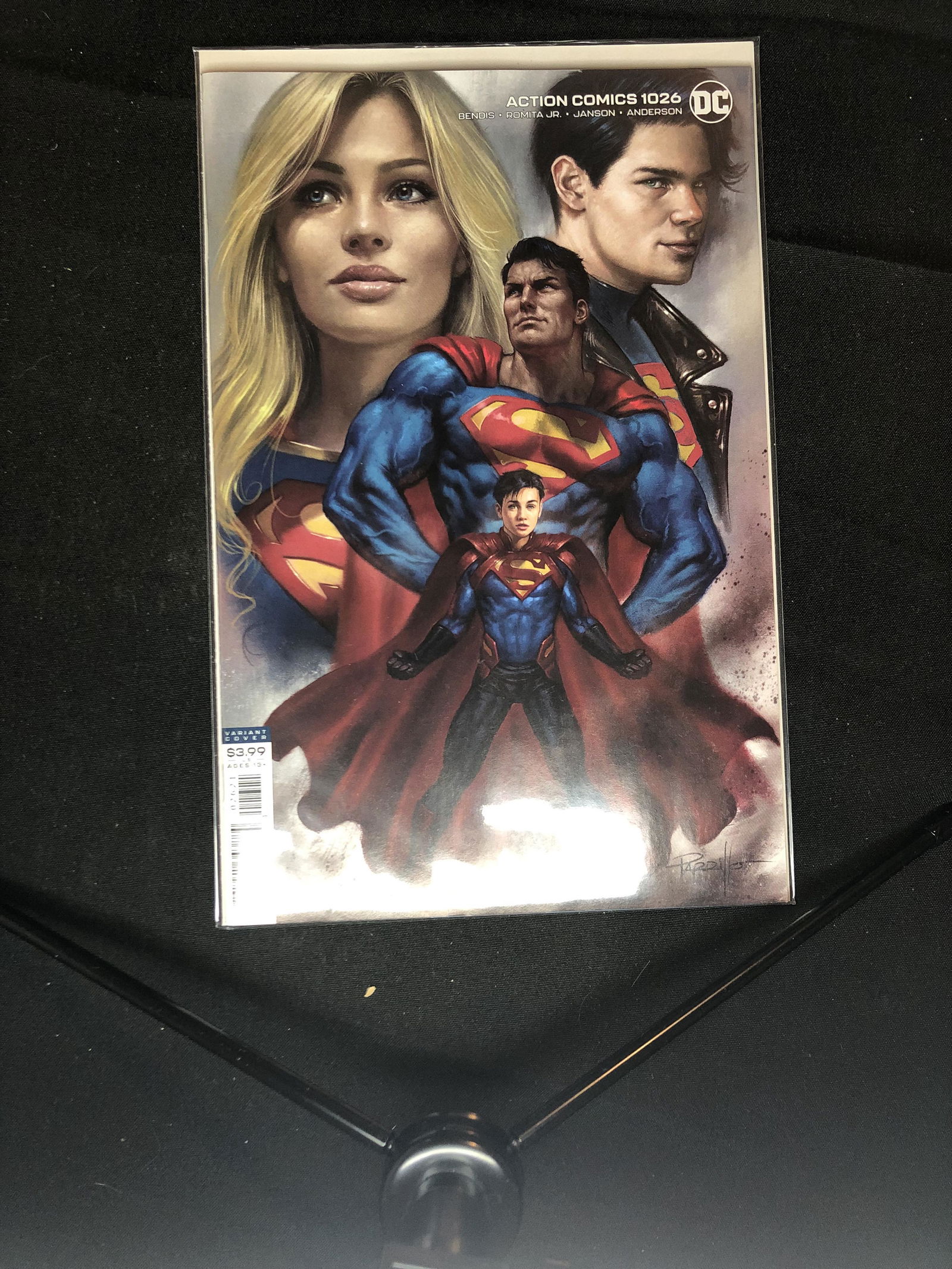 DC Variant Cover Comic Book (1 of 1)