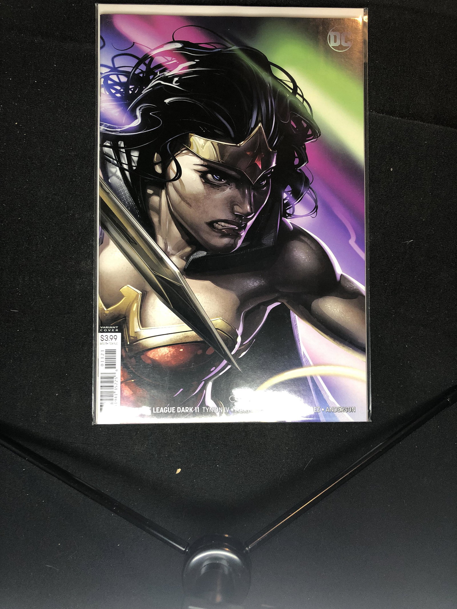 DC Variant Cover Comic Book (1 of 1)