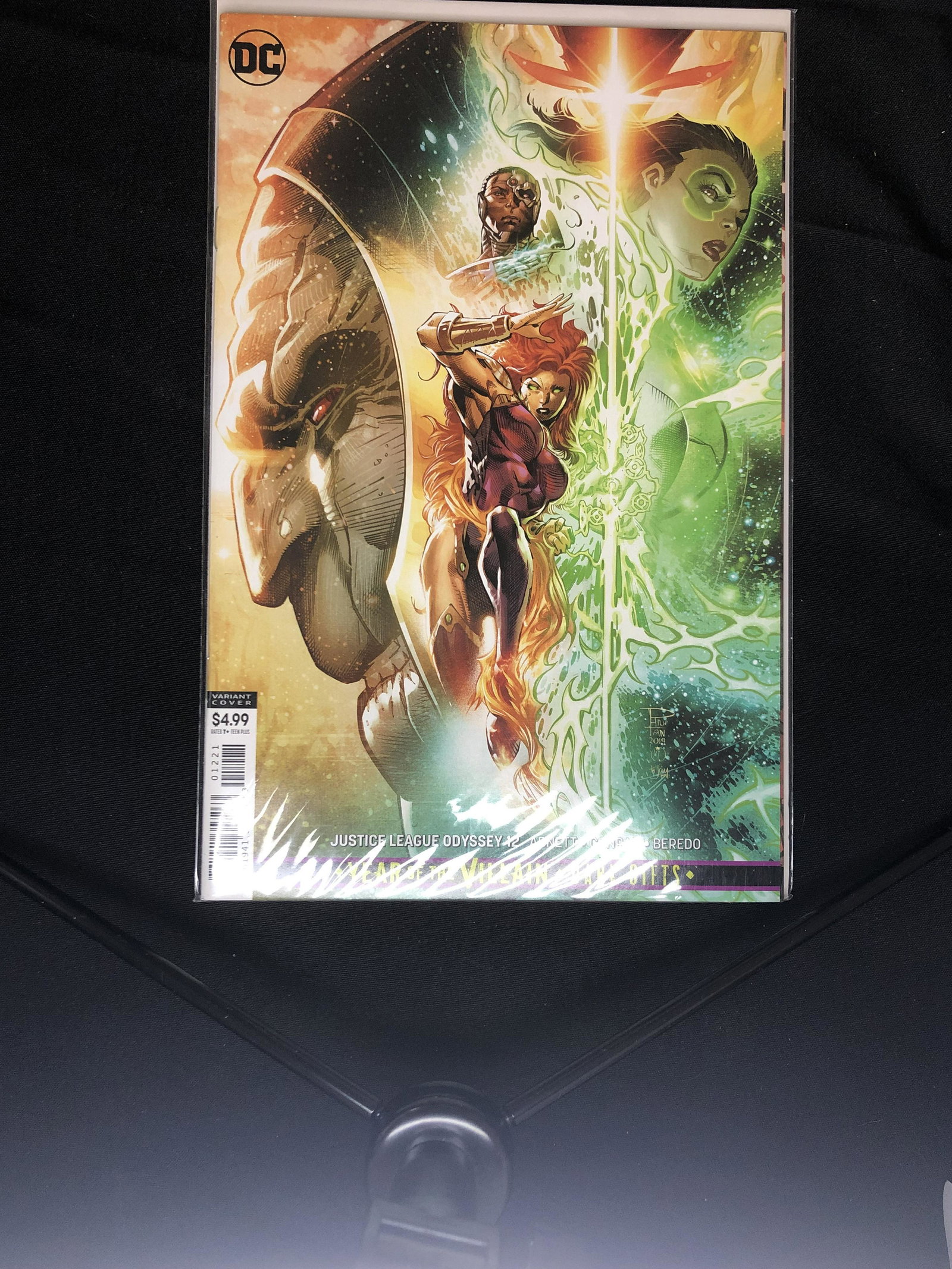 DC Variant Cover Comic Book (1 of 1)