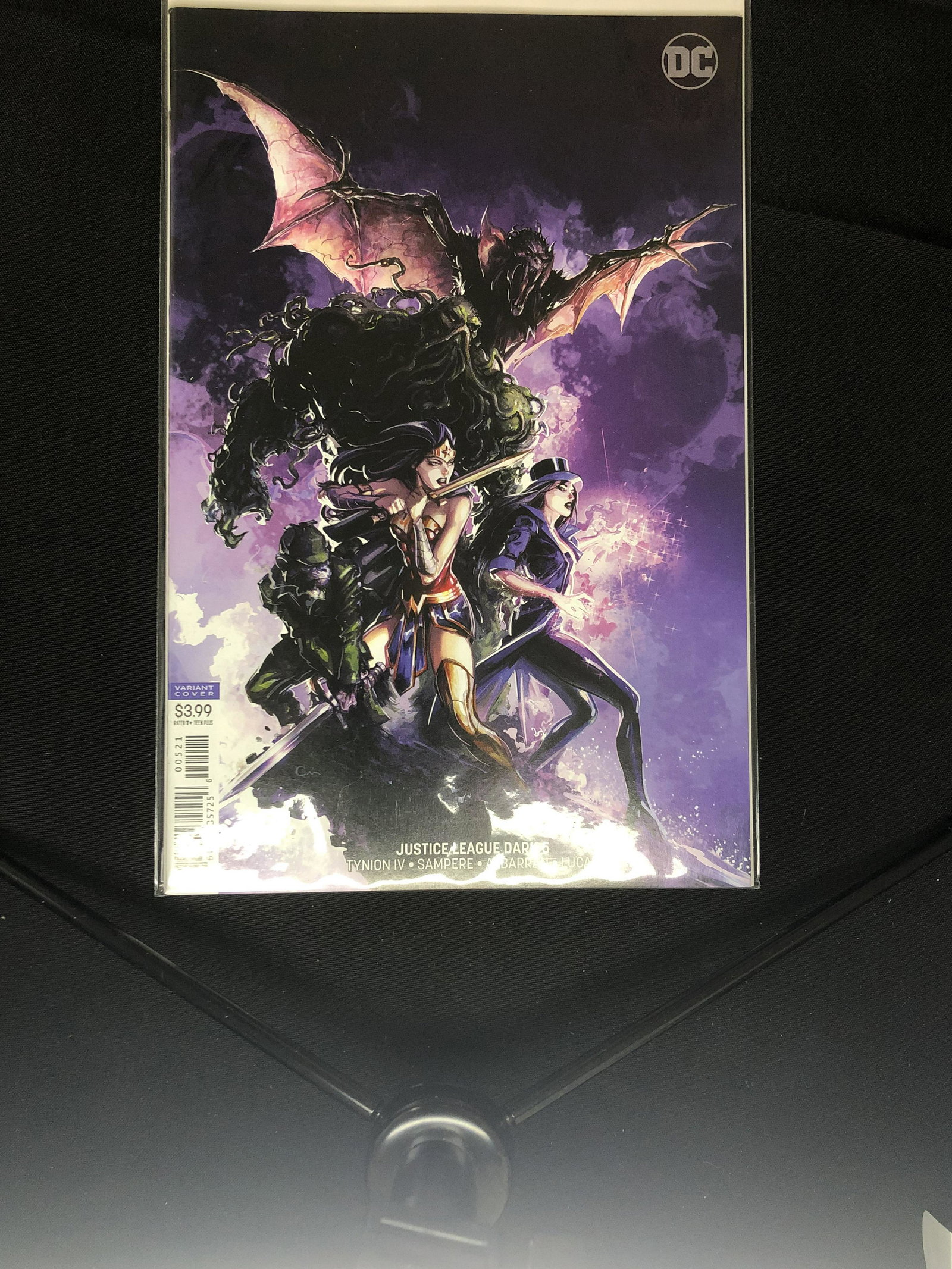 DC Variant Cover Comic Book (1 of 1)
