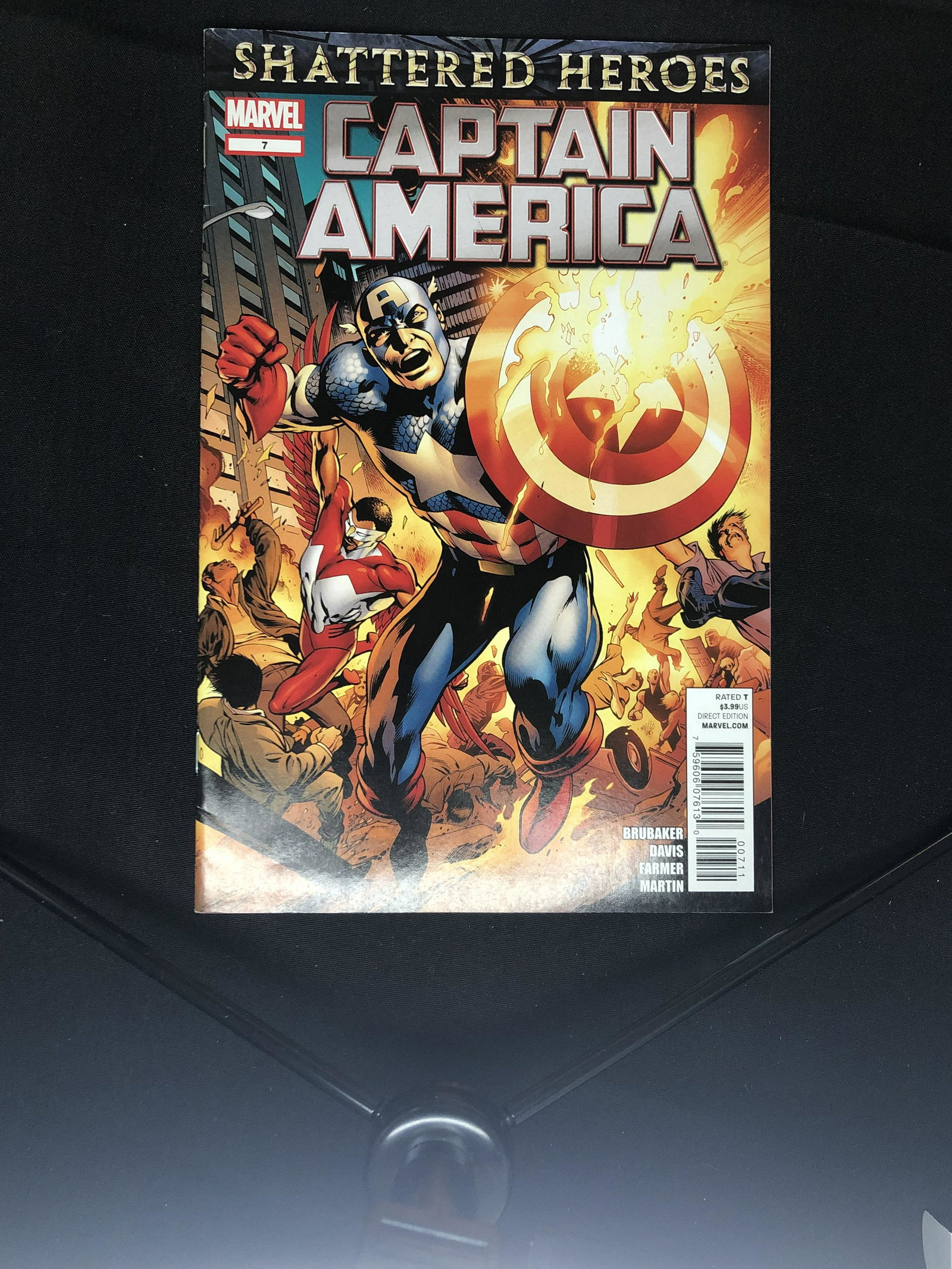 Marvel Captain America Comic Book (1 of 1)