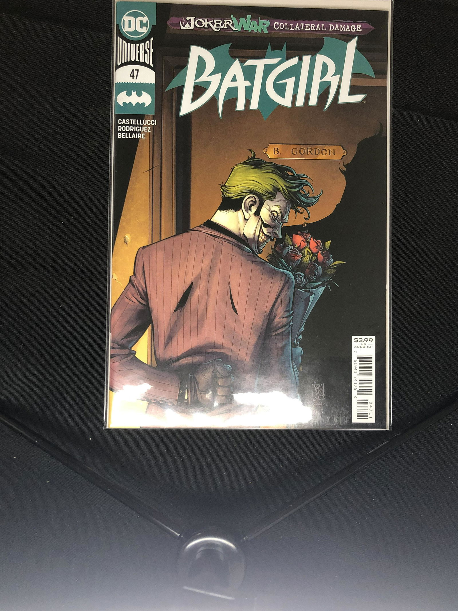 DC Batgirl Comic Book (1 of 1)