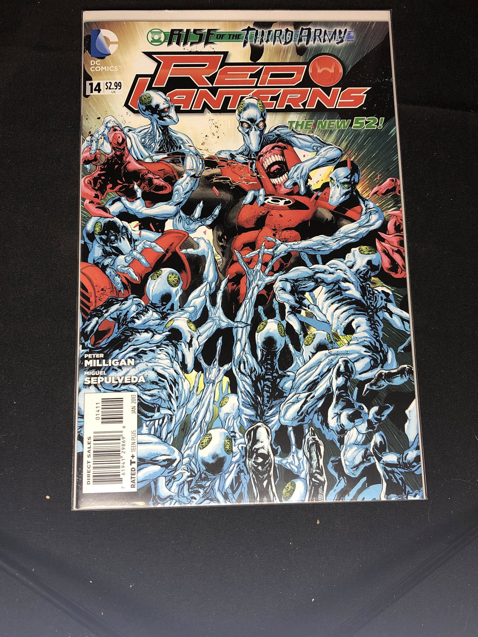 DC Red Lantern Comic Book (1 of 1)