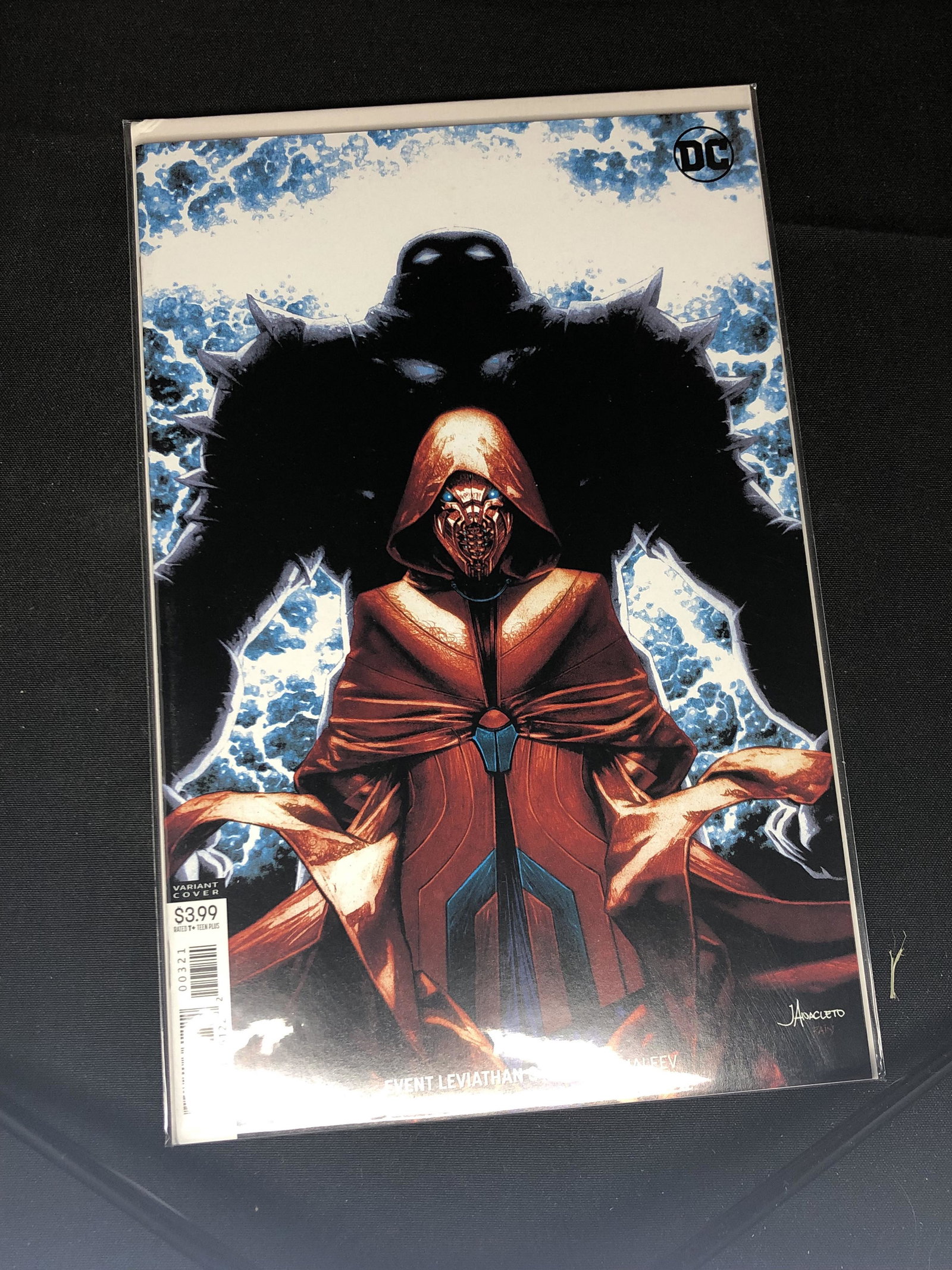 DC Variant Cover Comic Book (1 of 1)