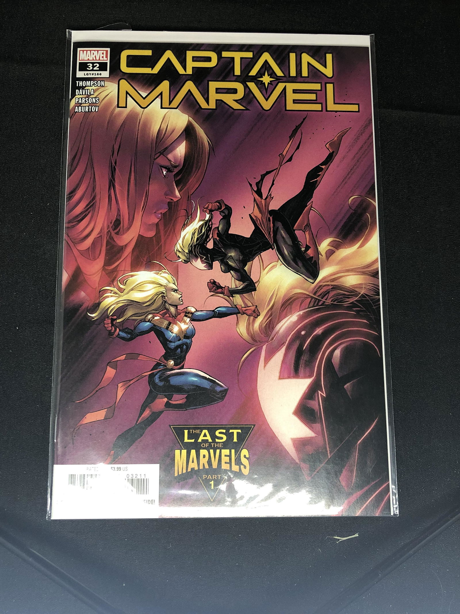 Marvel Captain Marvel Comic Book (1 of 1)