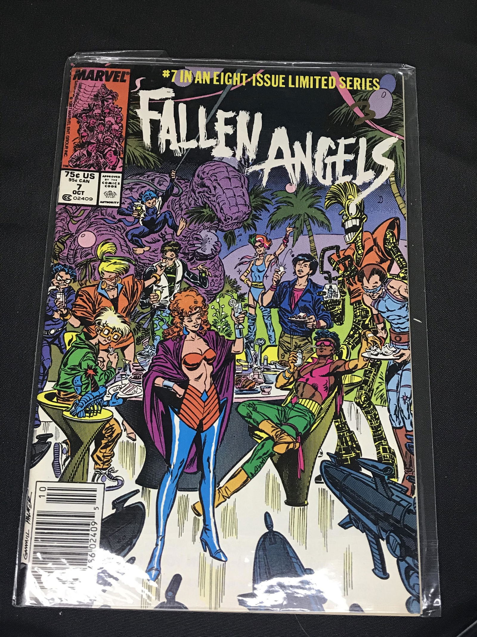 Marvel Fallen Angels comic book (1 of 1)