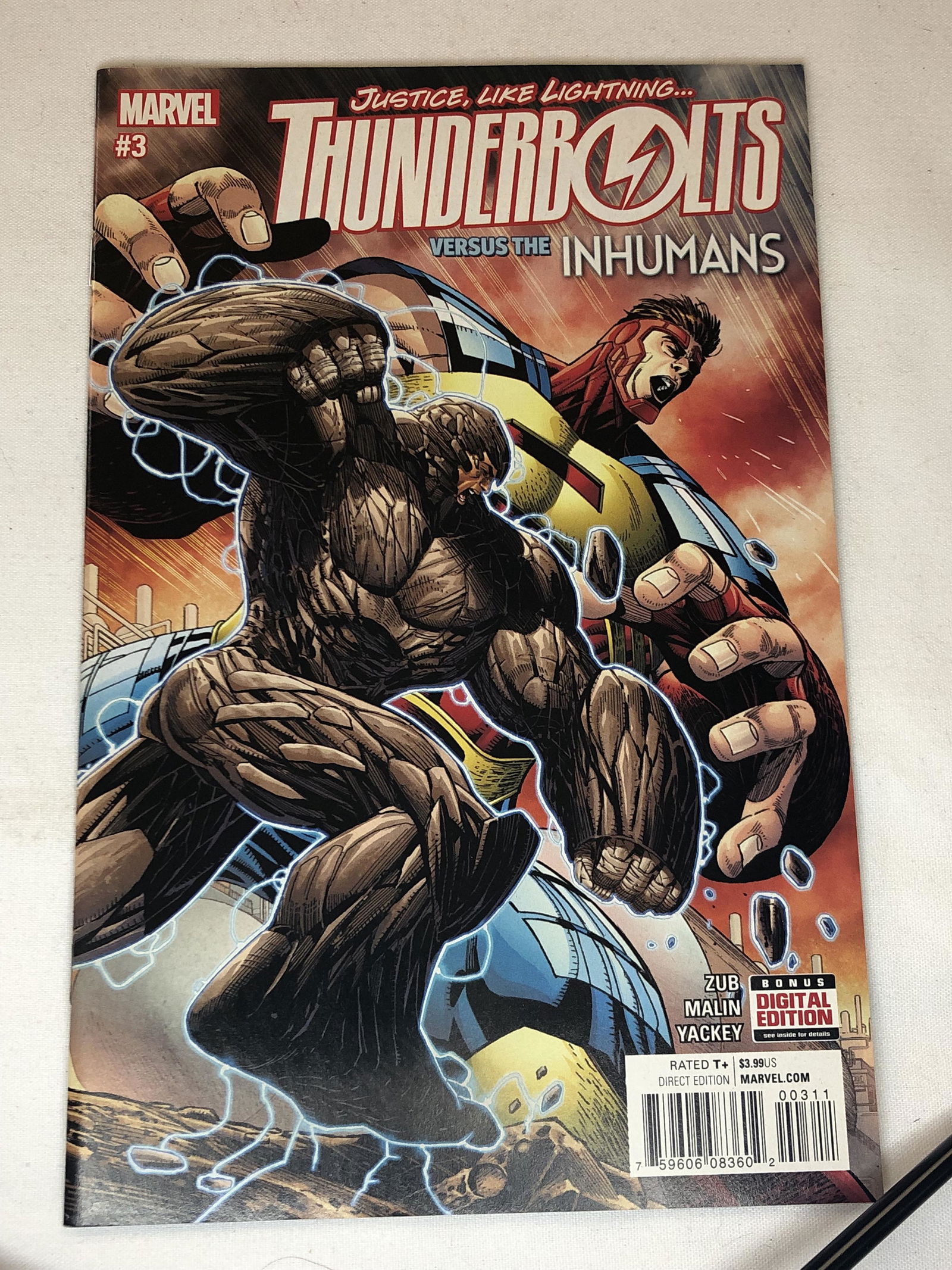 Marvel Thunderbolts Comic Book (1 of 1)