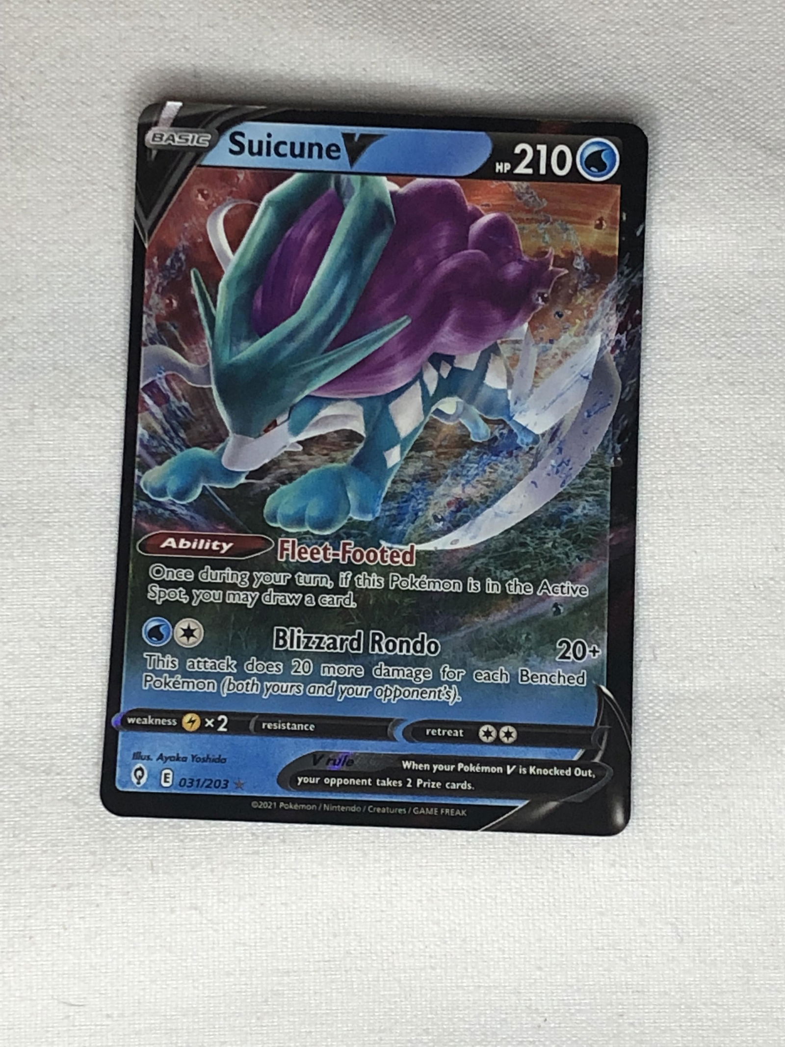 Suicune V Pokemon Card (1 of 1)