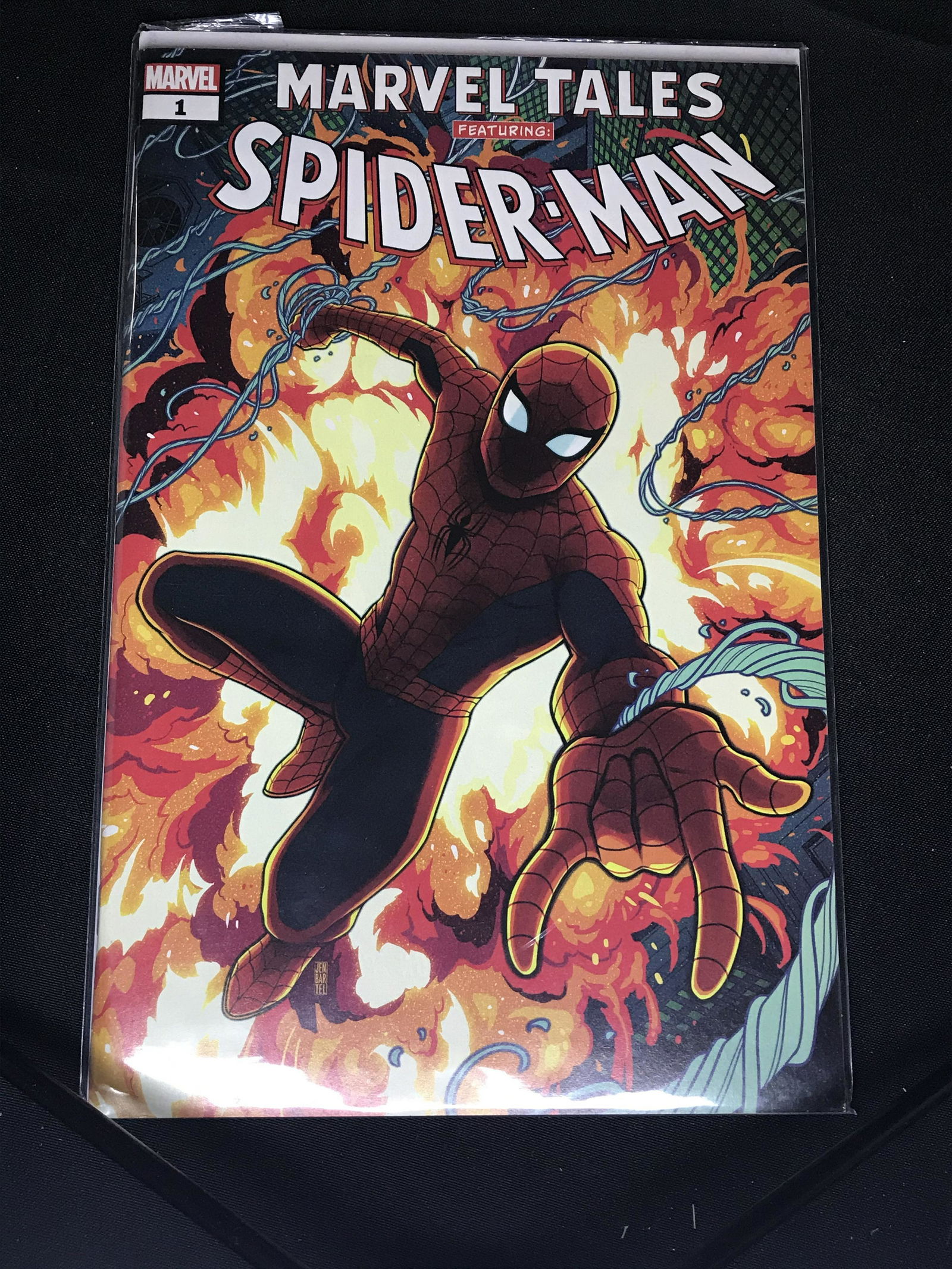 Marvel Tales ft. Spider-Man comic book (1 of 1)