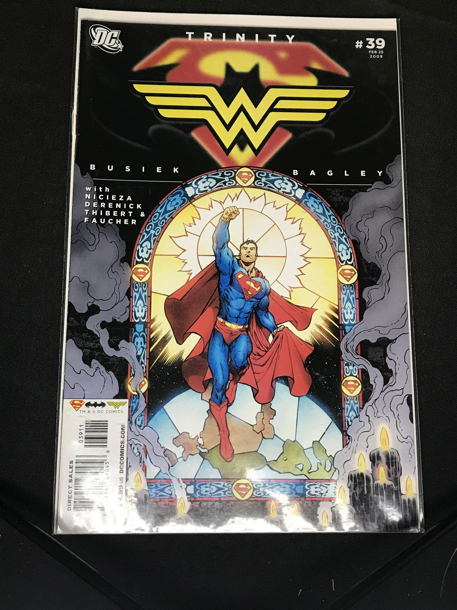 DC Trinity comic book (1 of 1)