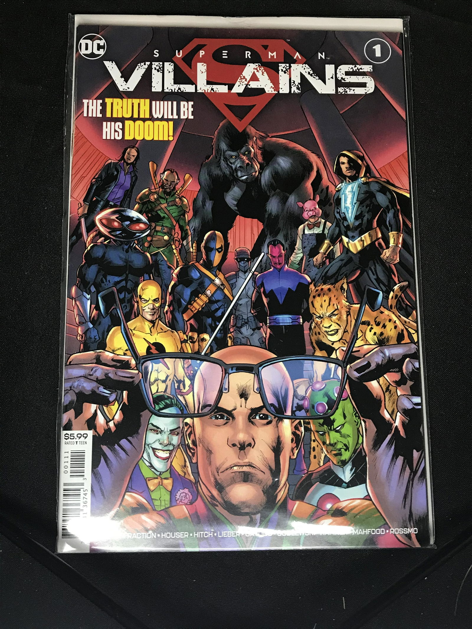 DC Superman Villains #1 comic book (1 of 1)