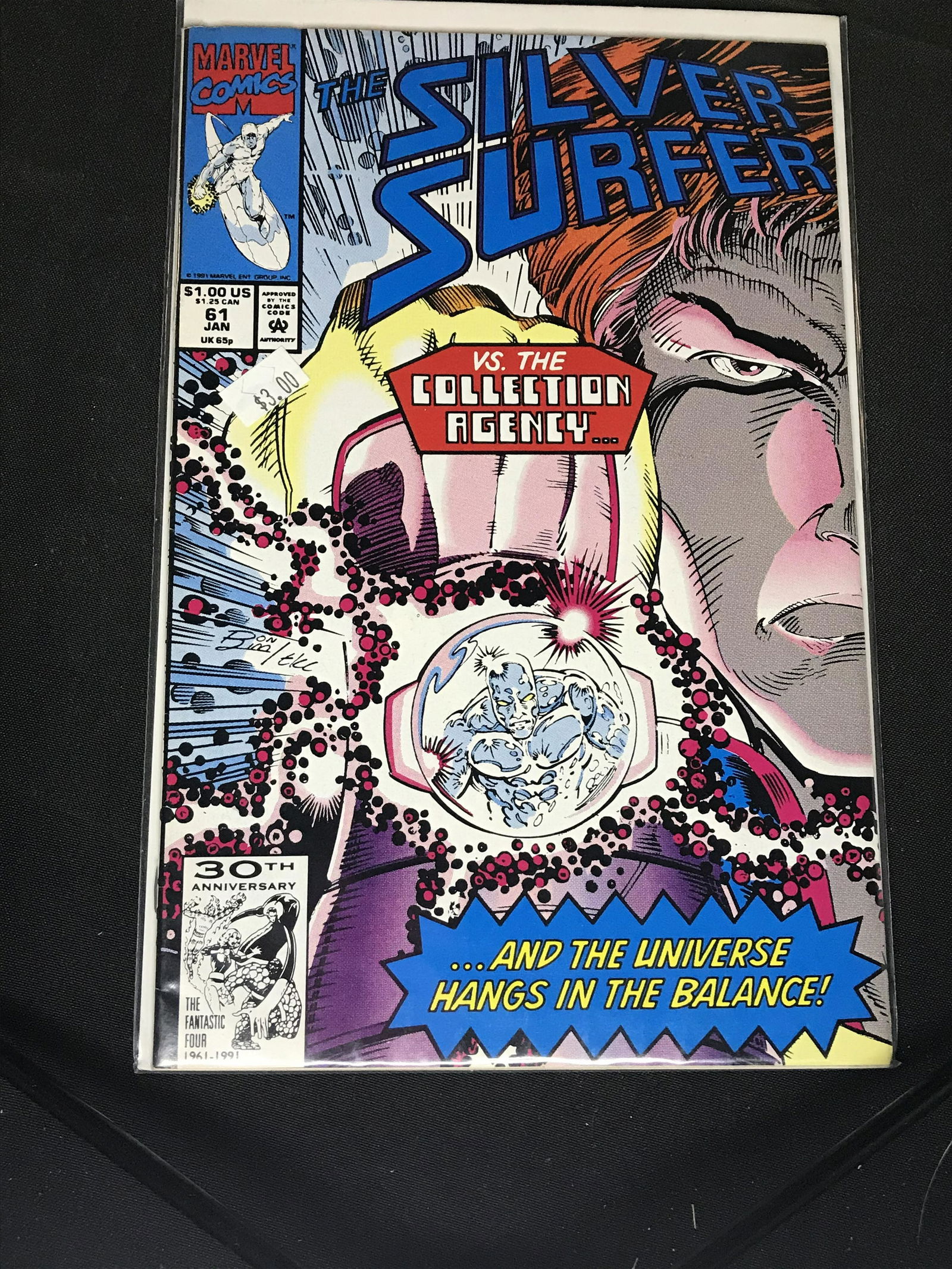 Marvel Silver Surfer comic book (1 of 1)
