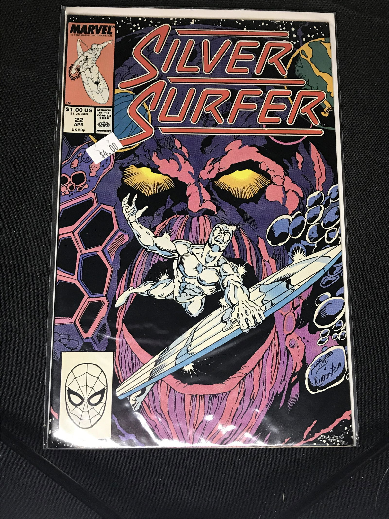 Marvel Silver Surfer comic book (1 of 1)