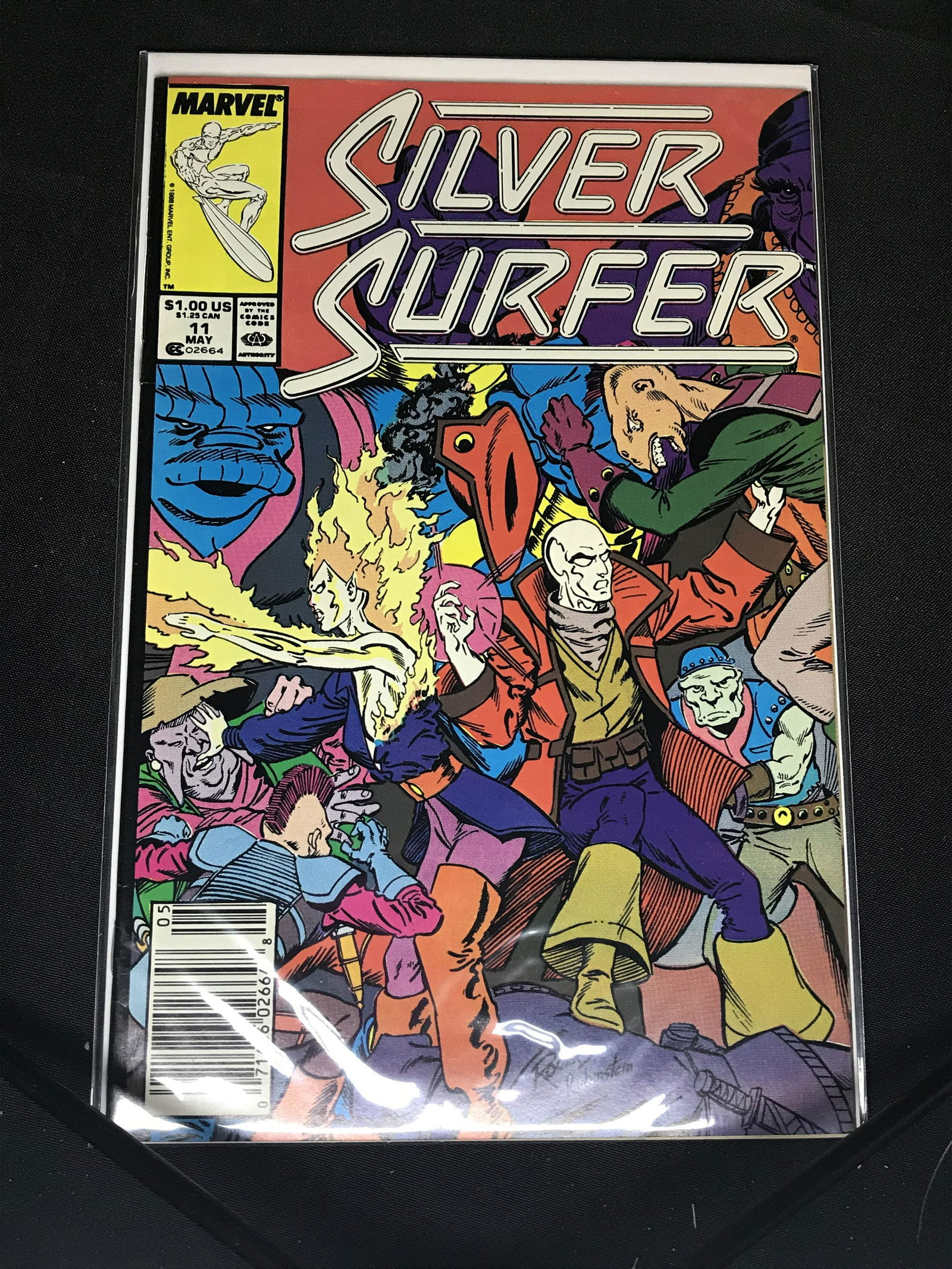 Marvel Silver Surfer comic book (1 of 1)