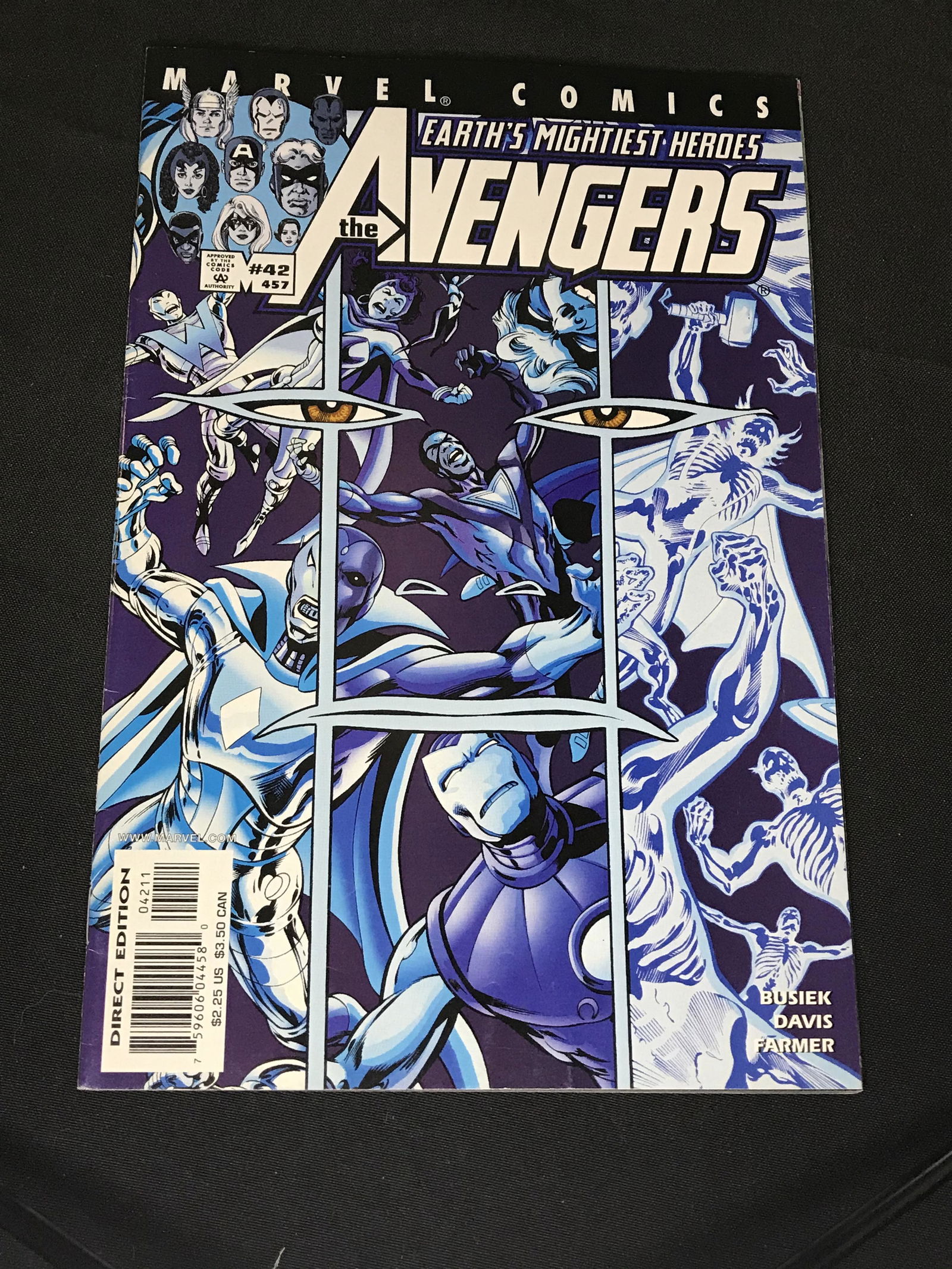 Marvel Avengers Comic Book (1 of 1)