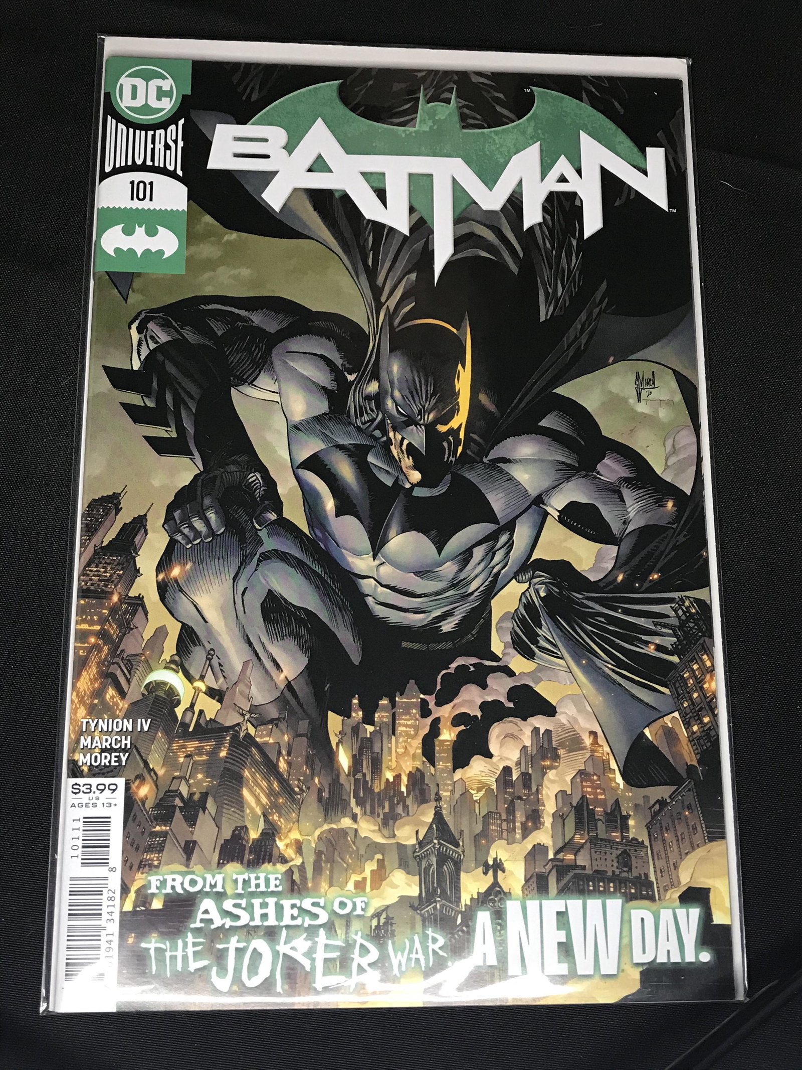 DC Batman Comic Book: DC Batman Comic Book