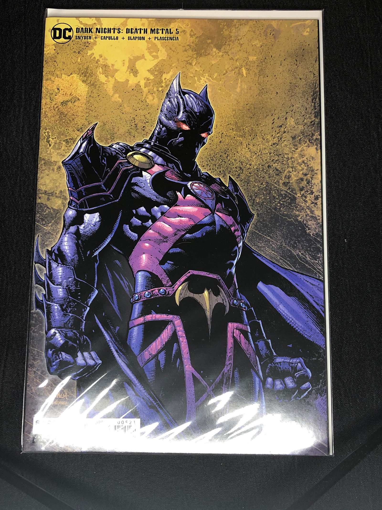 DC Batman Variant Cover Comic Book (1 of 1)