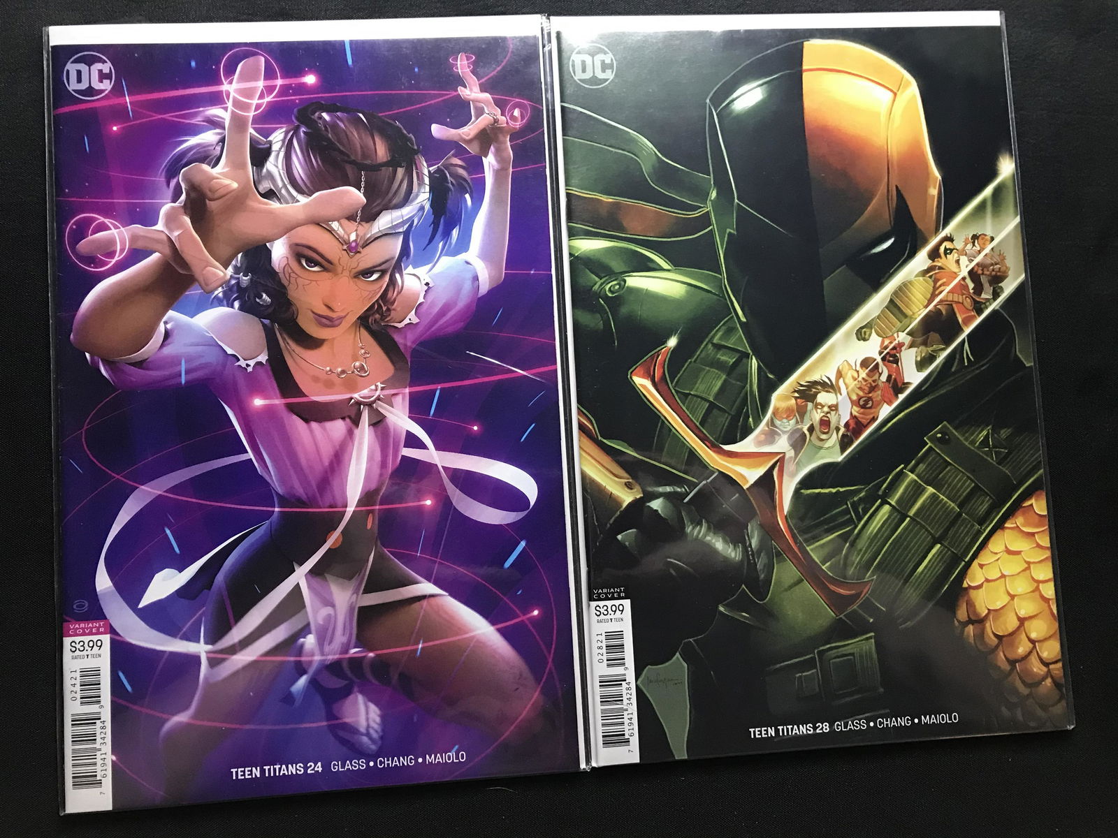 DC Teen Titans comic books - lot of 2 (1 of 1)