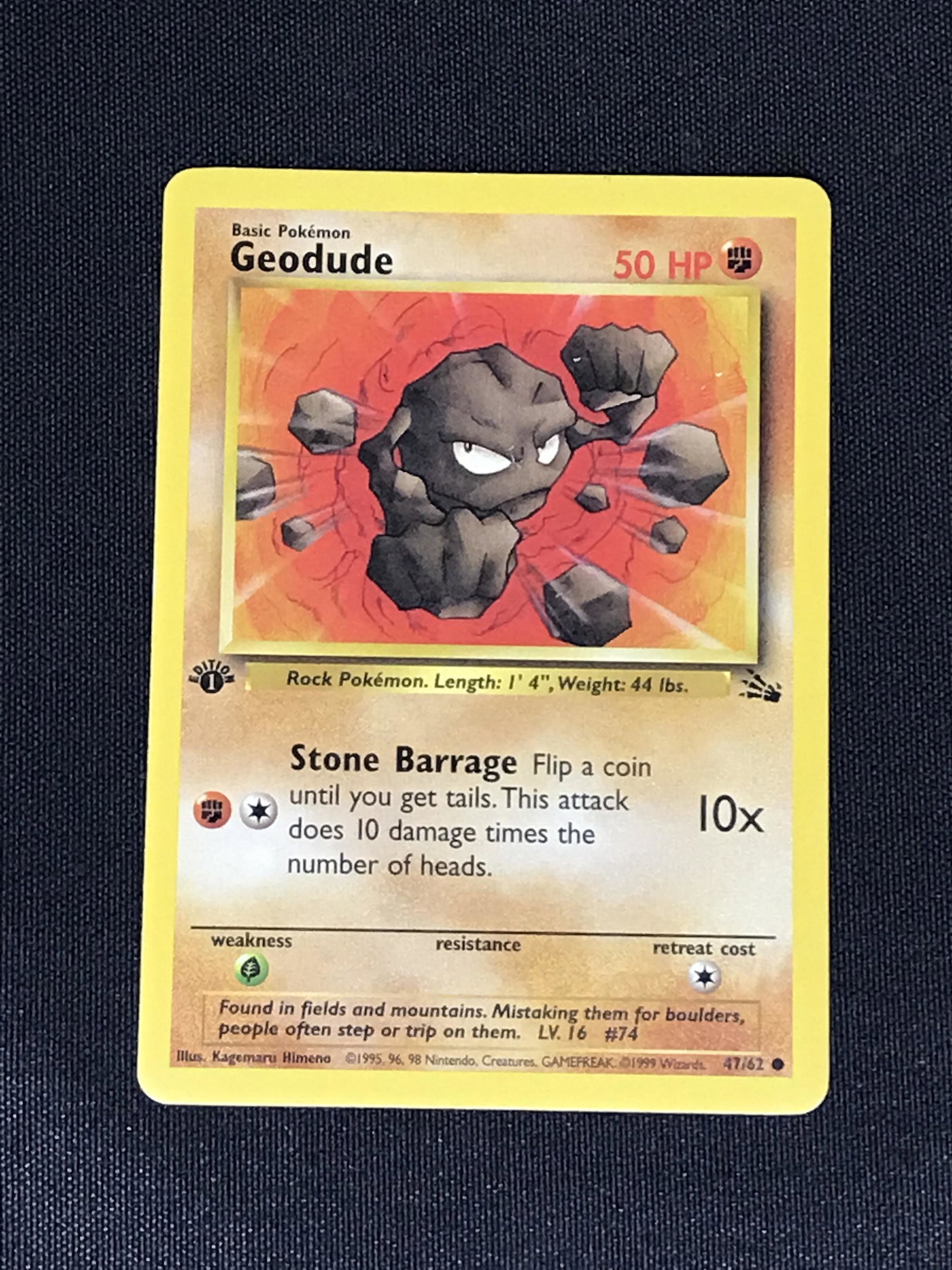 Vintage Fossil 1st Edition Geodude Pokemon single - moderately played: Vintage Fossil 1st Edition Geodude Pokemon single - moderately played