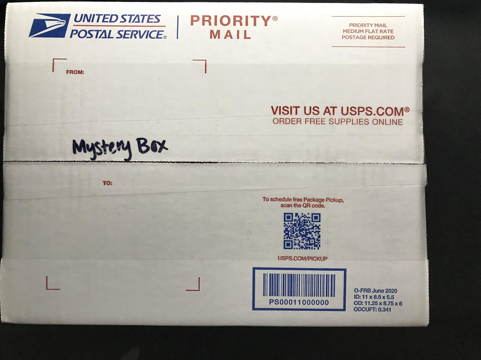 Medium Flat Rate Mystery Box - slabs, sports, Pokemon, Yugioh, and 20 comics: Medium Flat Rate Mystery Box - slabs, sports, Pokemon, Yugioh, and 20 comics