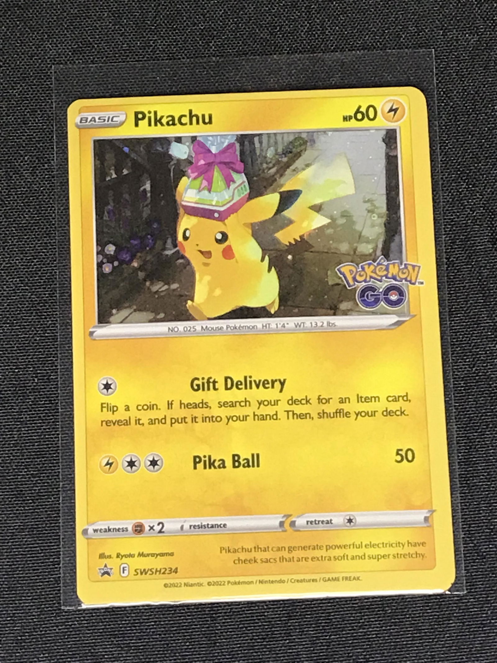 Holo Pikachu Pokemon Go BSP single (1 of 1)
