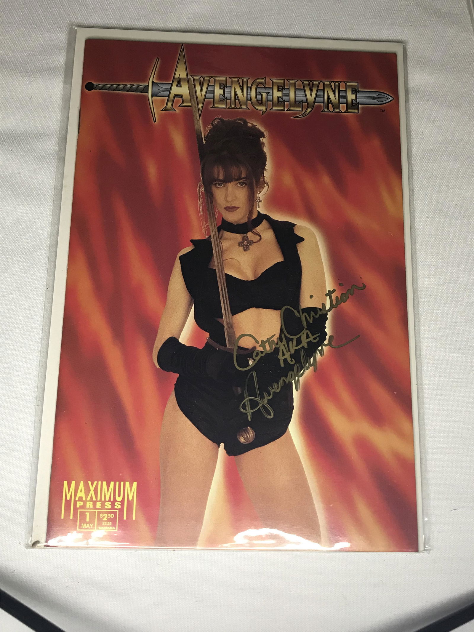 Maximum Avengelyne comic book (1 of 1)