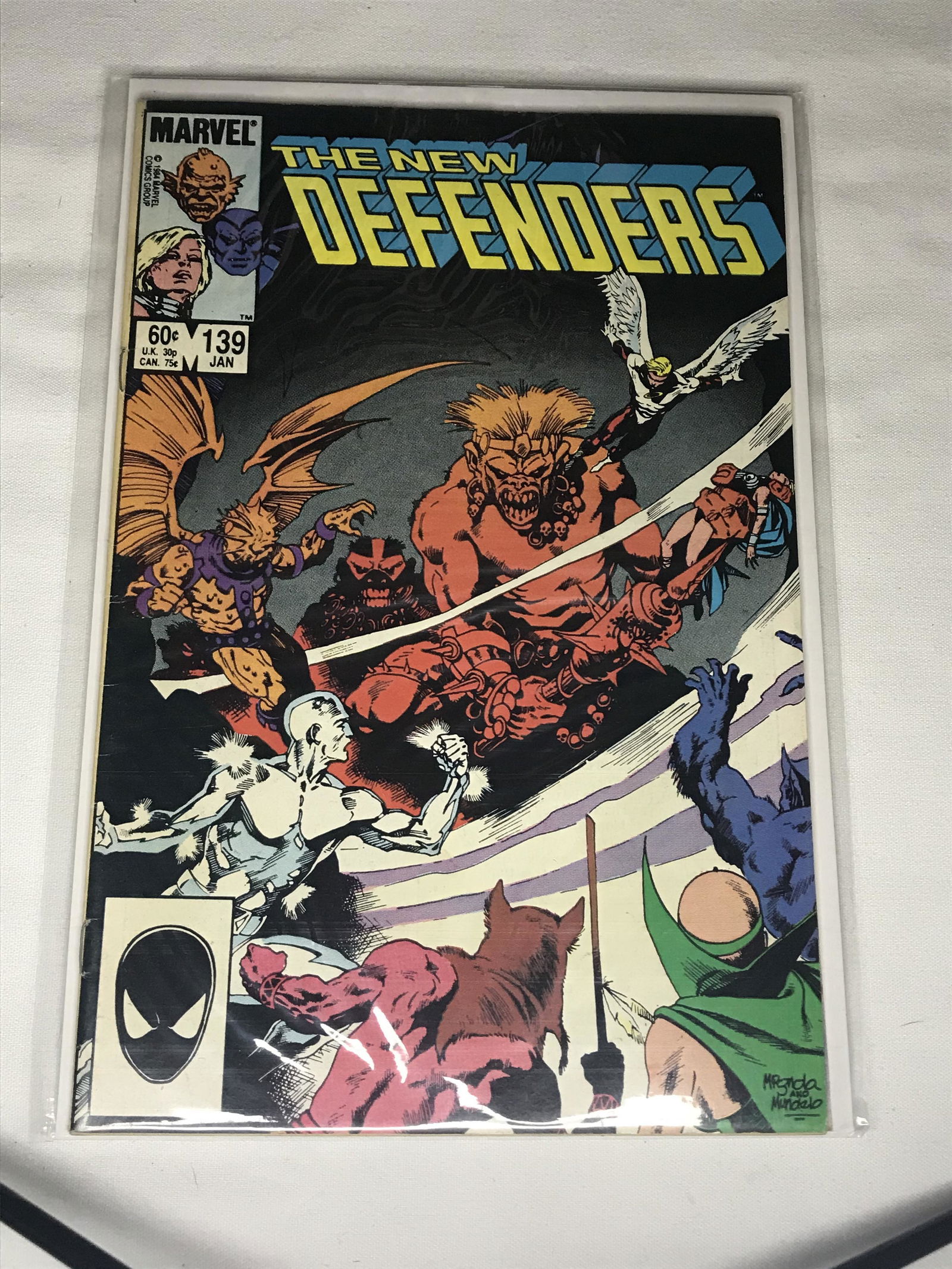 Marvel The New Defenders comic book (1 of 1)