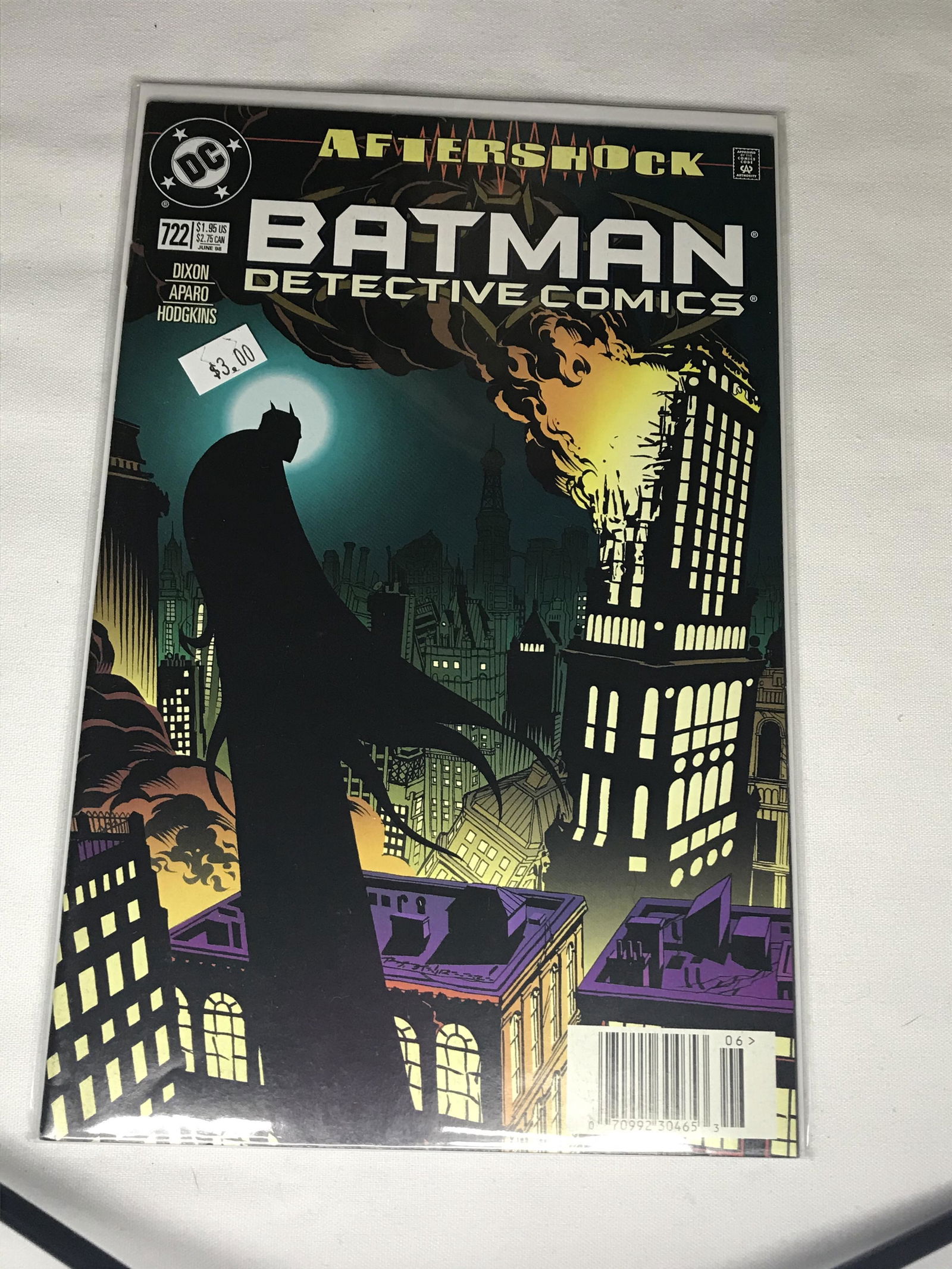 DC Detective Batman comic book (1 of 1)