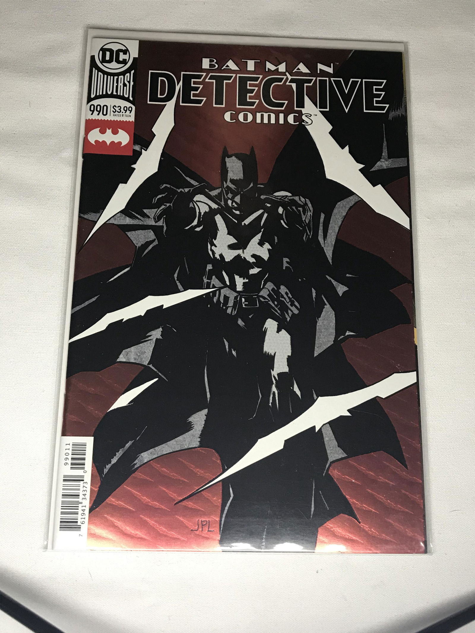 DC Detective Batman comic book (1 of 1)