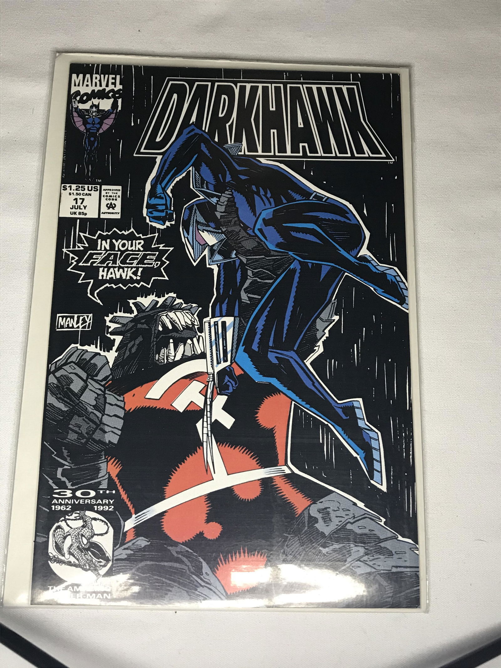 Marvel Darkhawk comic book (1 of 1)