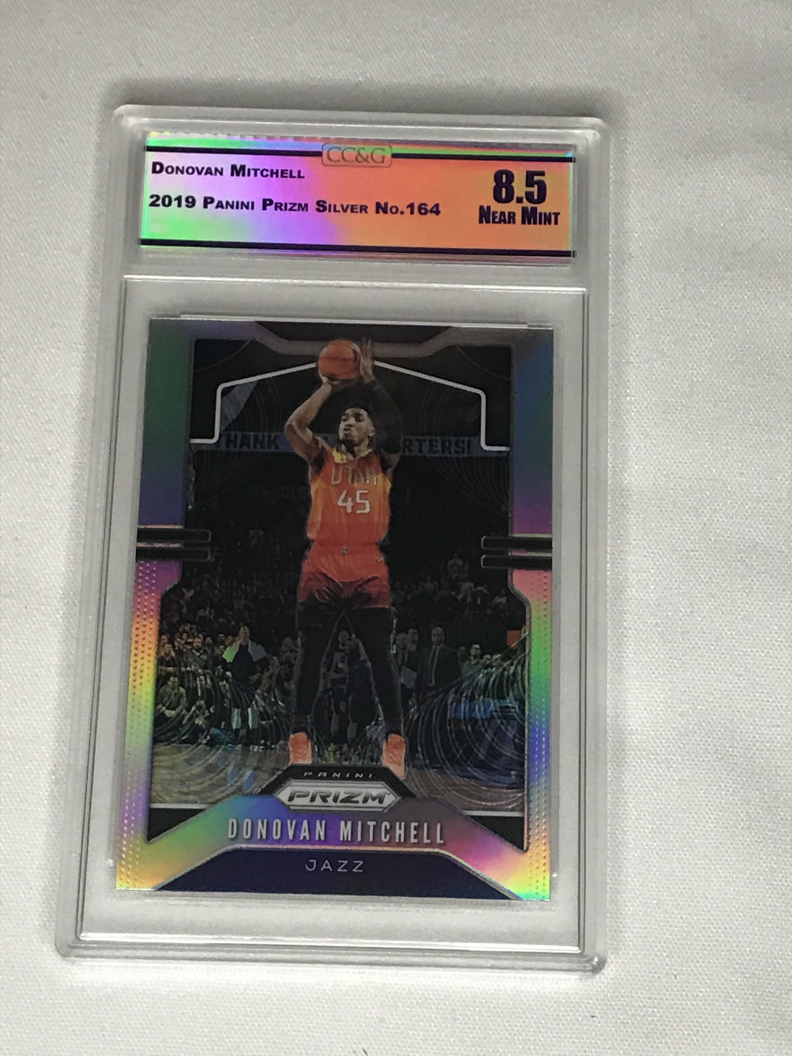 Donovan Mitchell Panini Prizm Silver CC&G 8.5 (1 of 1)