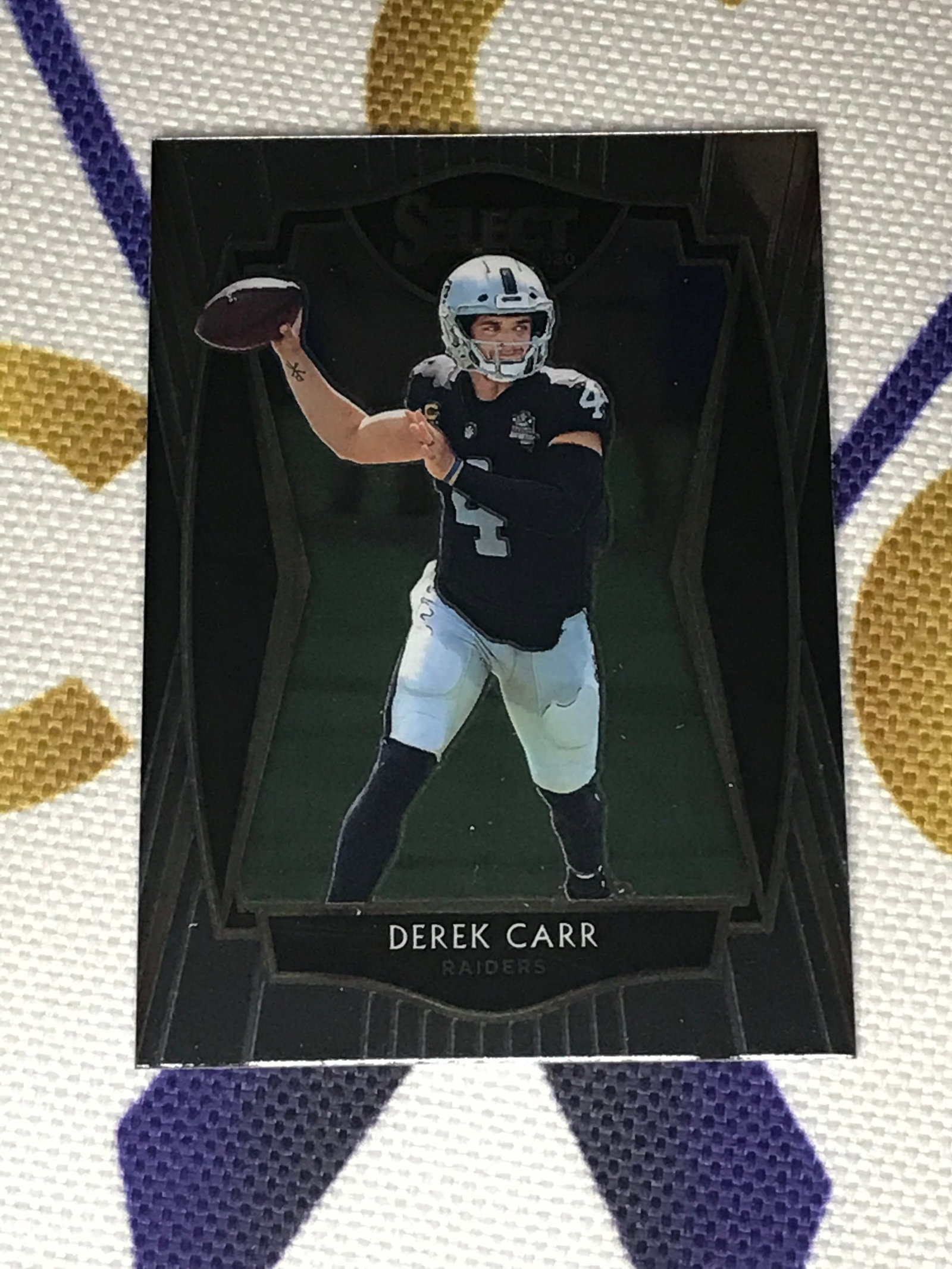 Derek Carr single: Derek Carr single