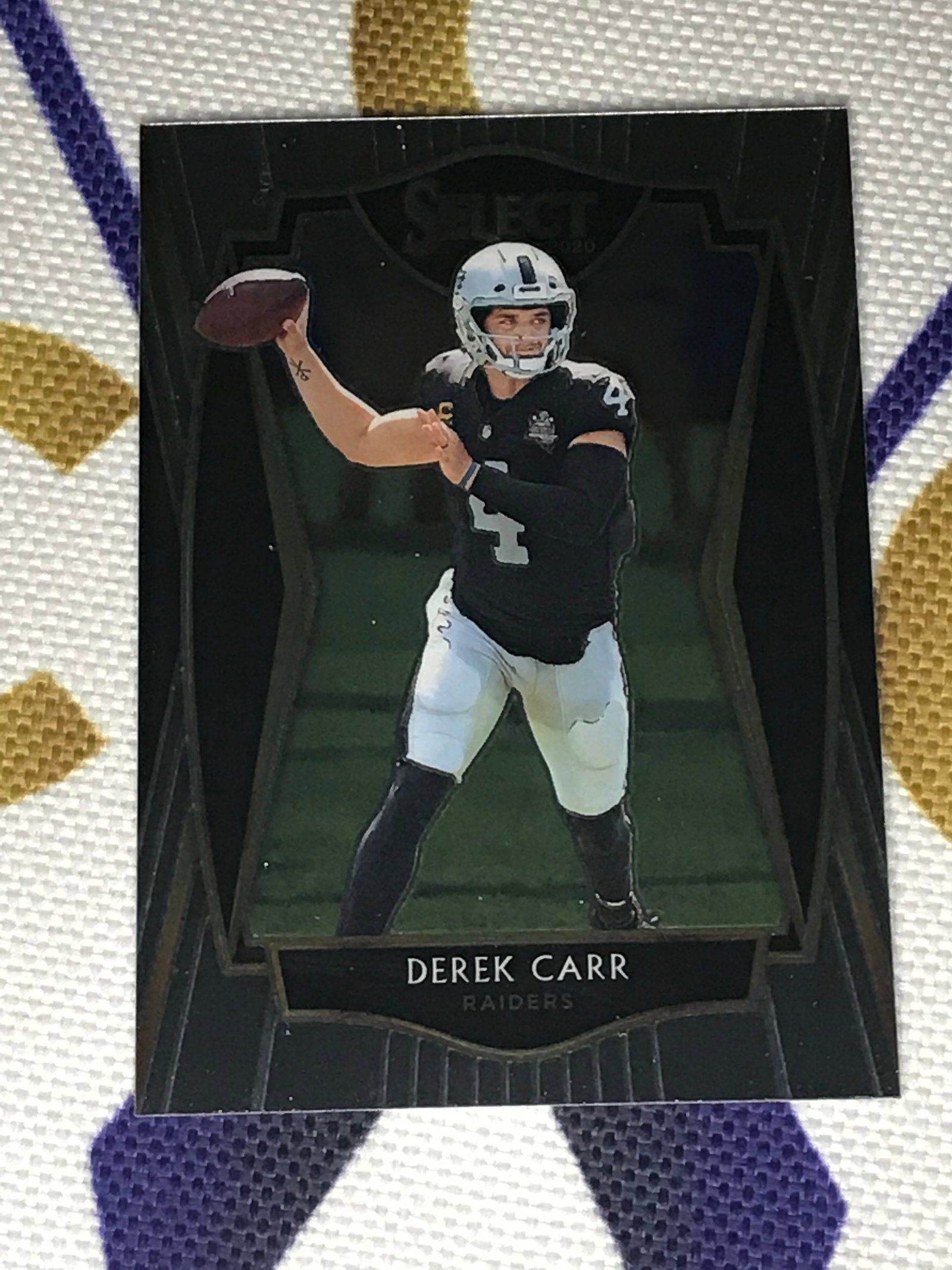 Derek Carr single: Derek Carr single