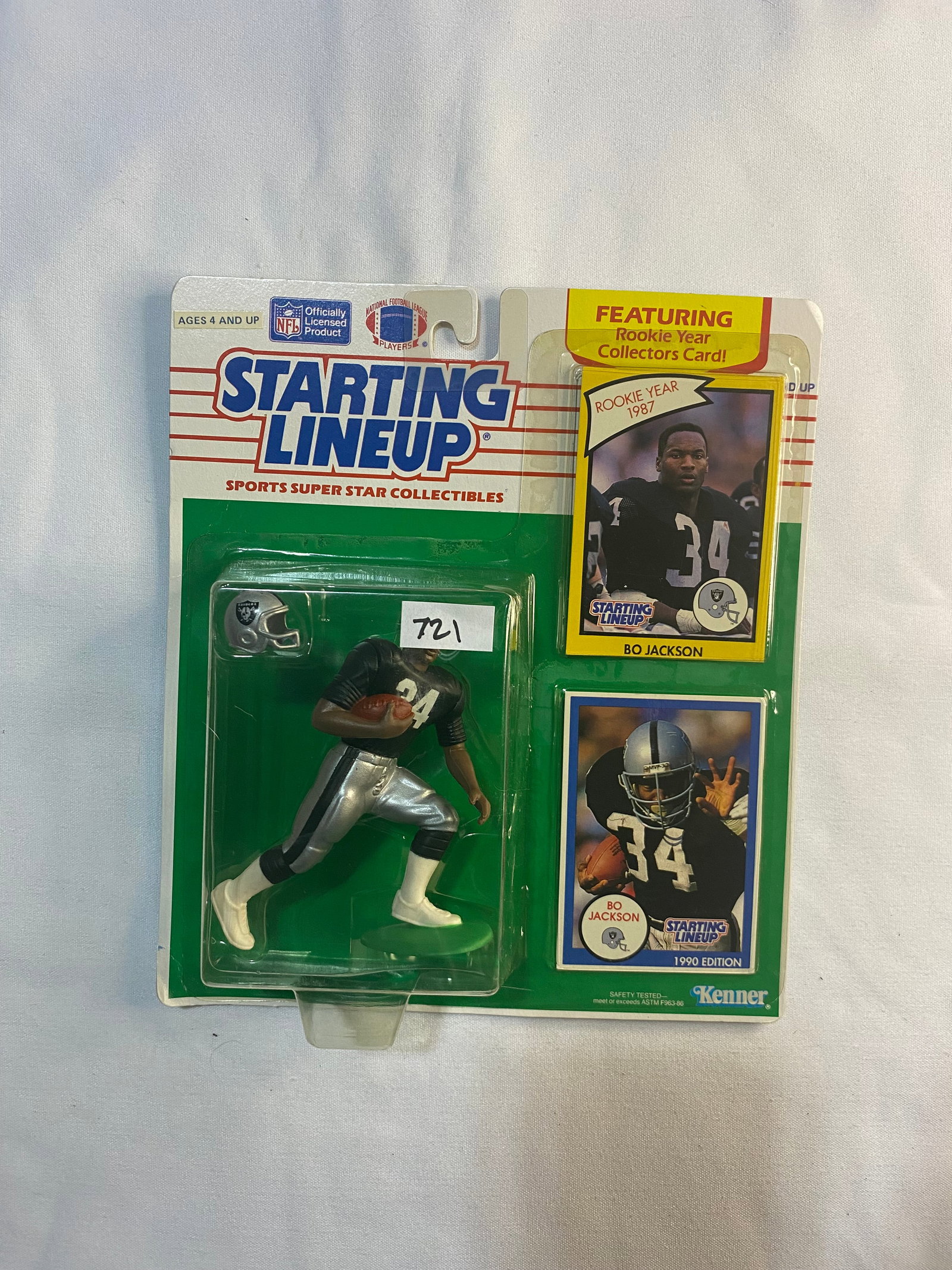 1990 Starting Lineup Bo Jackson - Rookie Year Collector's Card Included: 1990 Starting Lineup Bo Jackson - Rookie Year Collector's Card Included
