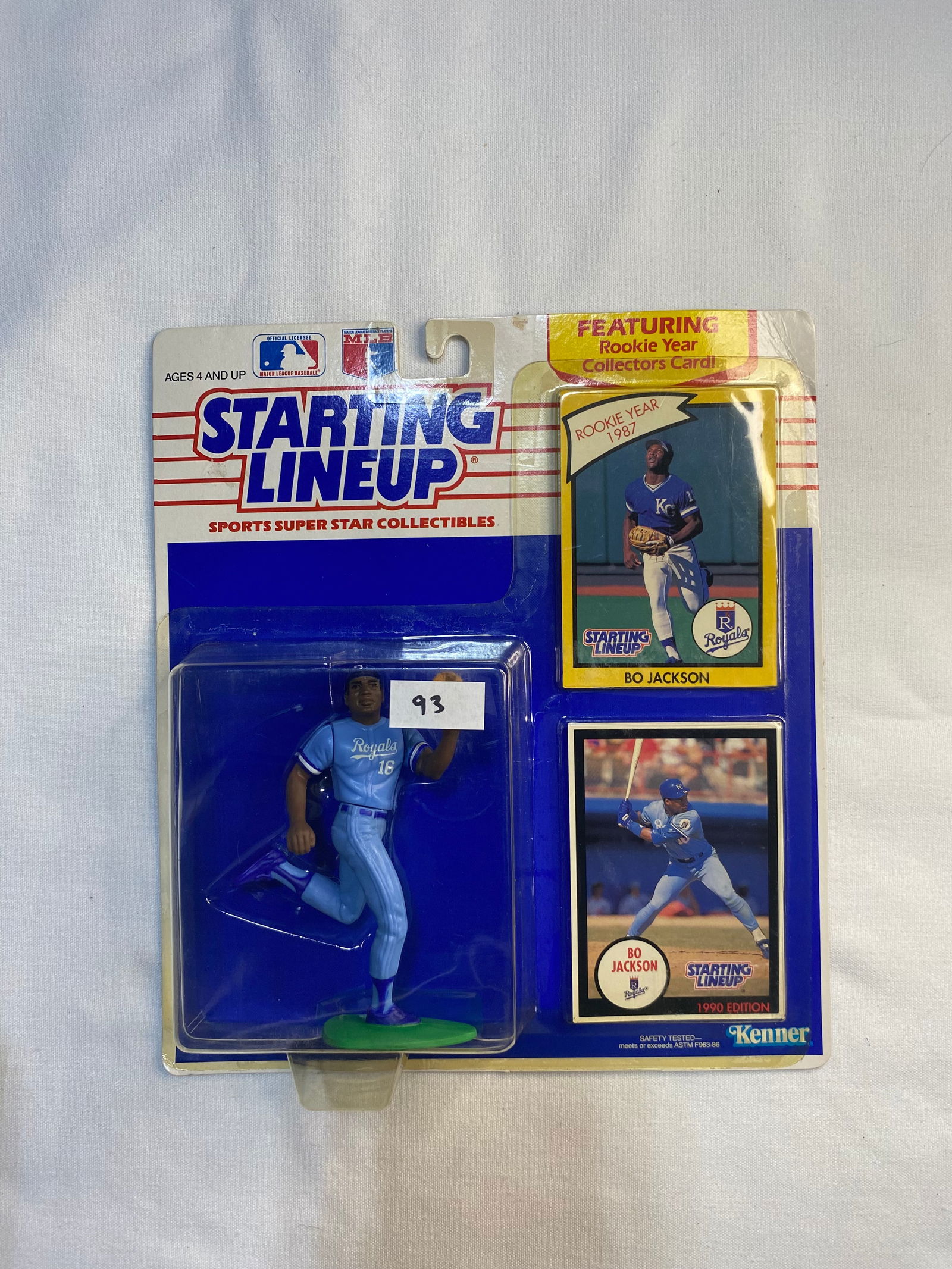 1990 Starting Lineup Bo Jackson - Includes Rookie Year Collector's Card!: 1990 Starting Lineup Bo Jackson - Includes Rookie Year Collector's Card!