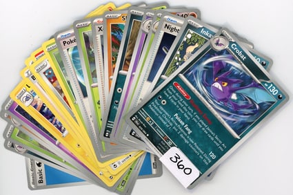 Lot of 22 Pokemon Trading Cards