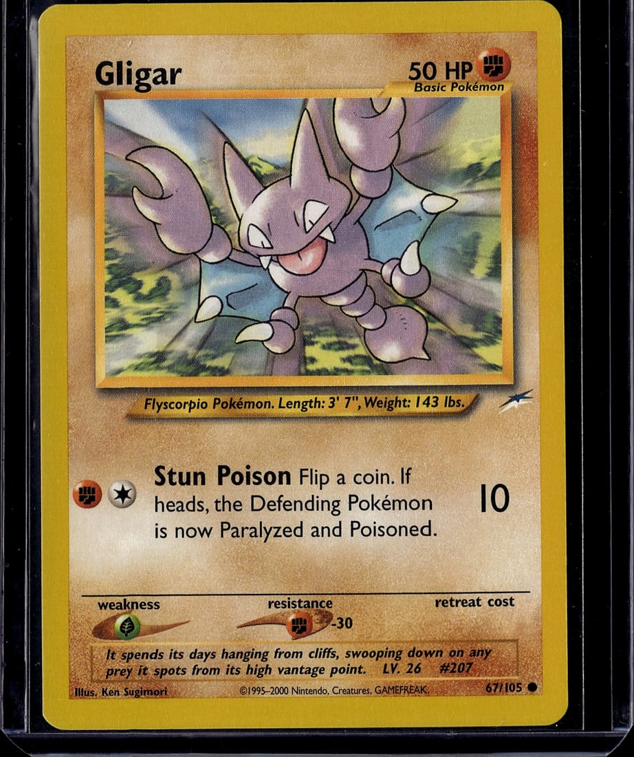 Gligar #207 Pokemon Base Set 2000 Vintage Flying: This is a raw vintage Gligar #207 Pokemon card from the Base Set era (2000), featuring the iconic Flying/Scorpion-type Pokemon. The card showcases beautiful Ken Sugimori artwork with Gligar in a dynam
