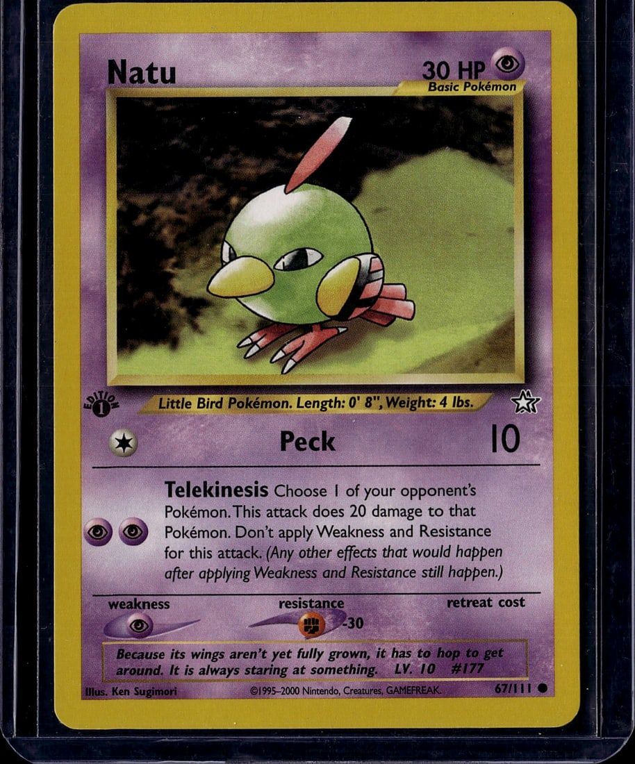 Natu Base Set 67/111 Pokemon Card - Vintage 2000: This is a vintage Natu Pokemon trading card from the Base Set, released in 2000 by Nintendo and illustrated by Ken Sugimori. Card #67/111 features the iconic Little Bird Pokemon with its distinctive g