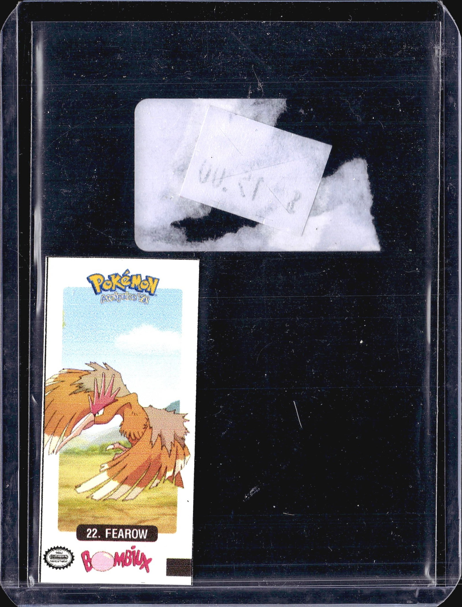 Vintage Pokemon Fearow #22 Single Trading Card TC: This is a vintage Pokemon trading card featuring Fearow, card #22 from an early Pokemon release. The card displays the Nintendo/Creatures/Game Freak branding and Bomoka license mark visible on the