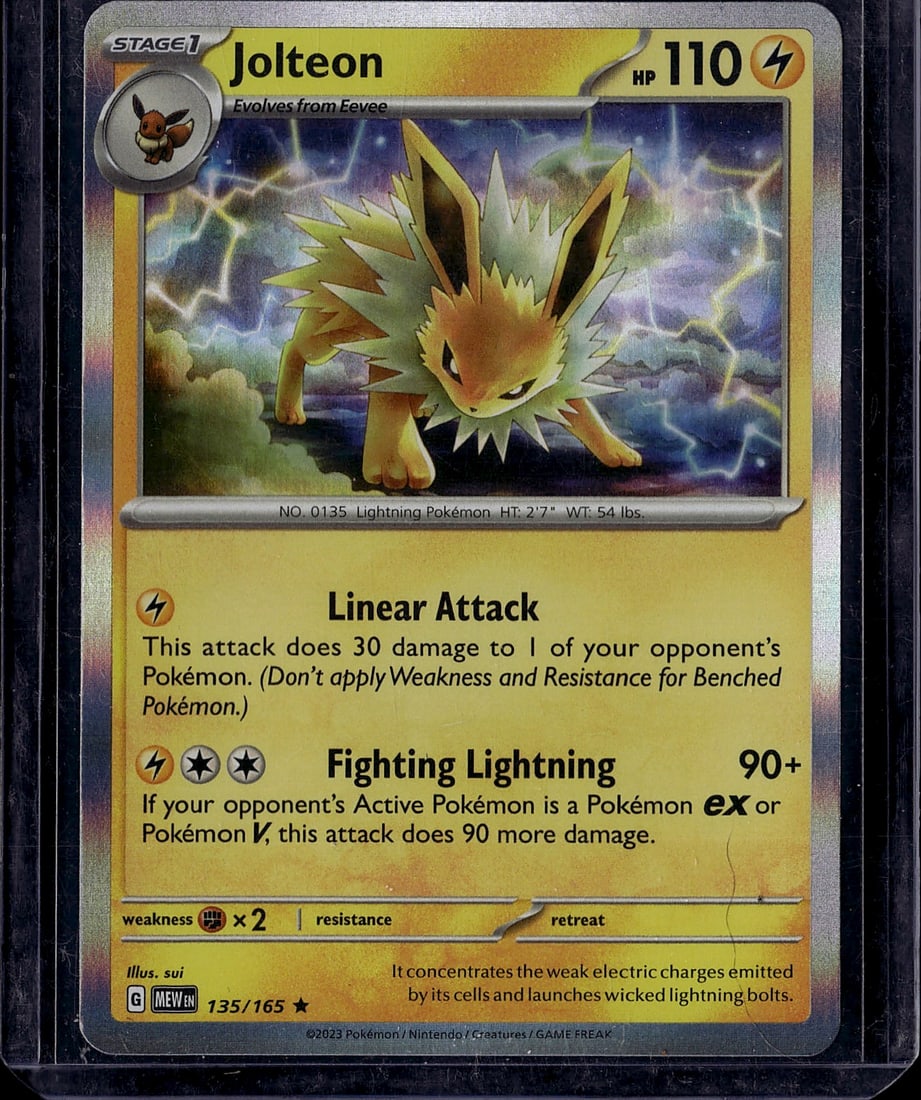 Jolteon 135/165 Scarlet & Violet Pokemon Card: This is a raw Jolteon Pokemon trading card from the Scarlet & Violet set, card number 135/165. Jolteon is a Stage 1 Lightning-type Pokemon that evolves from Eevee, featuring 110 HP. The card displays 