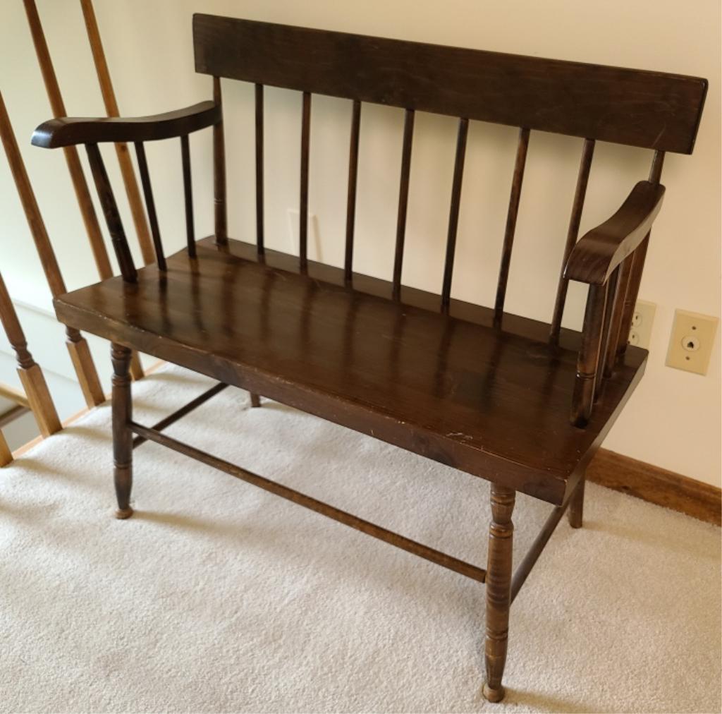Pine Wood Bench: Description: This lot includes a pine bench. Condition: Minor surface ware associated with age and use, otherwise in overall good condition. Location: Lot is located on the second floor of the home, u