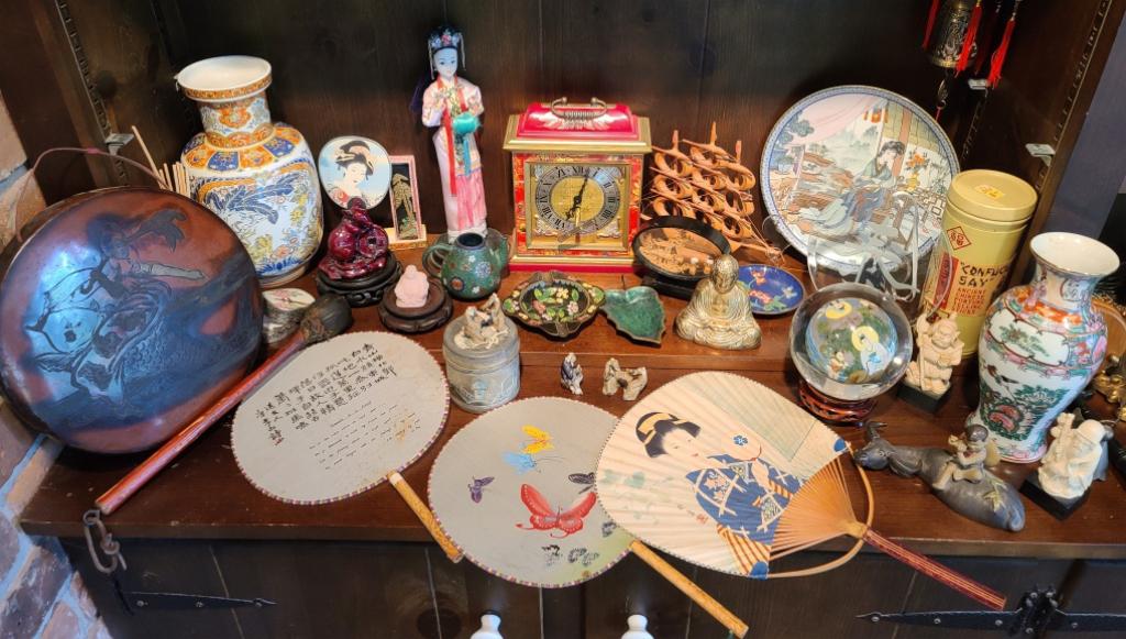 Oriental Decorative Lot (1 of 8)